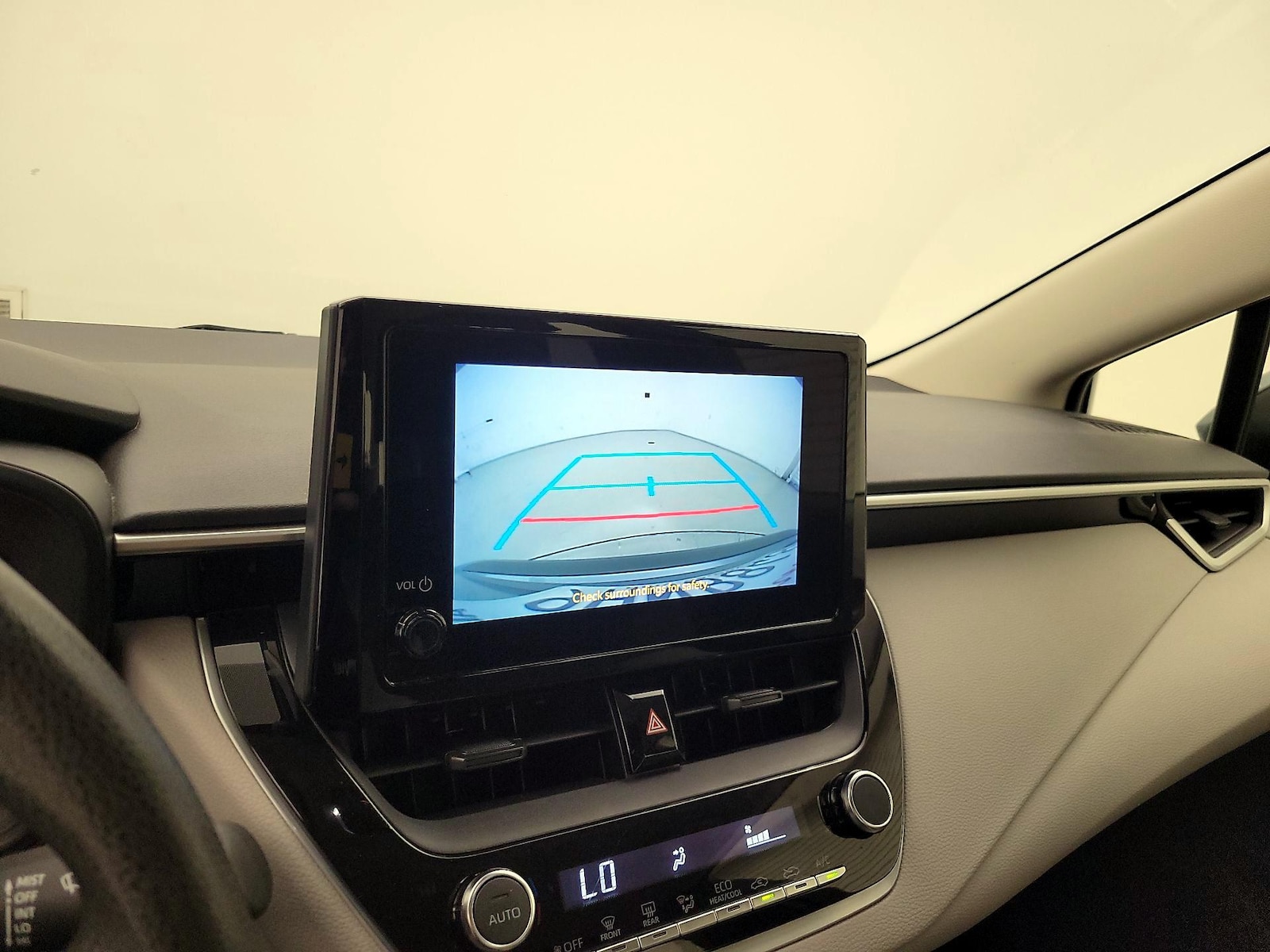 2023 Toyota Corolla LE - Photo 15