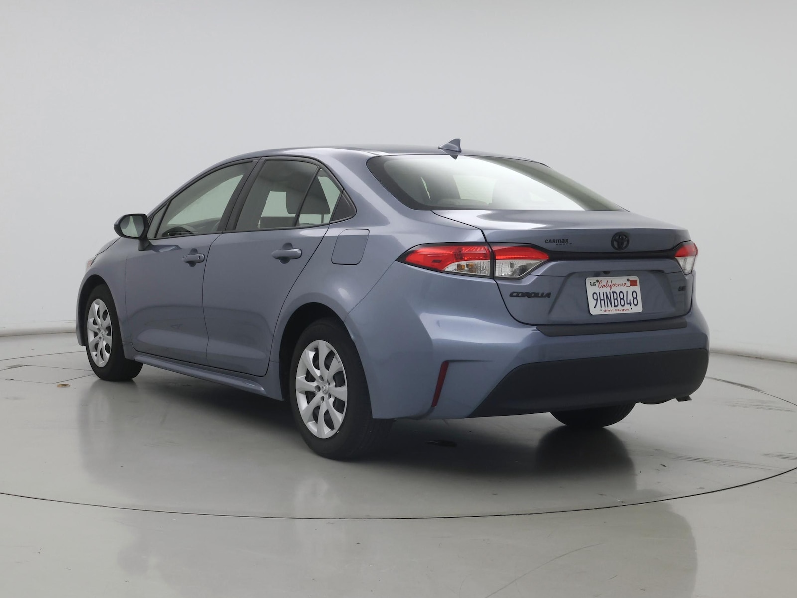 2023 Toyota Corolla LE - Photo 3