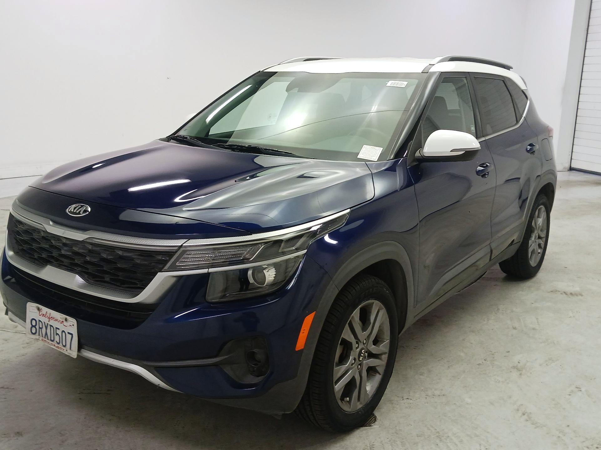 Thumbnail: 2021 Kia Seltos - 3