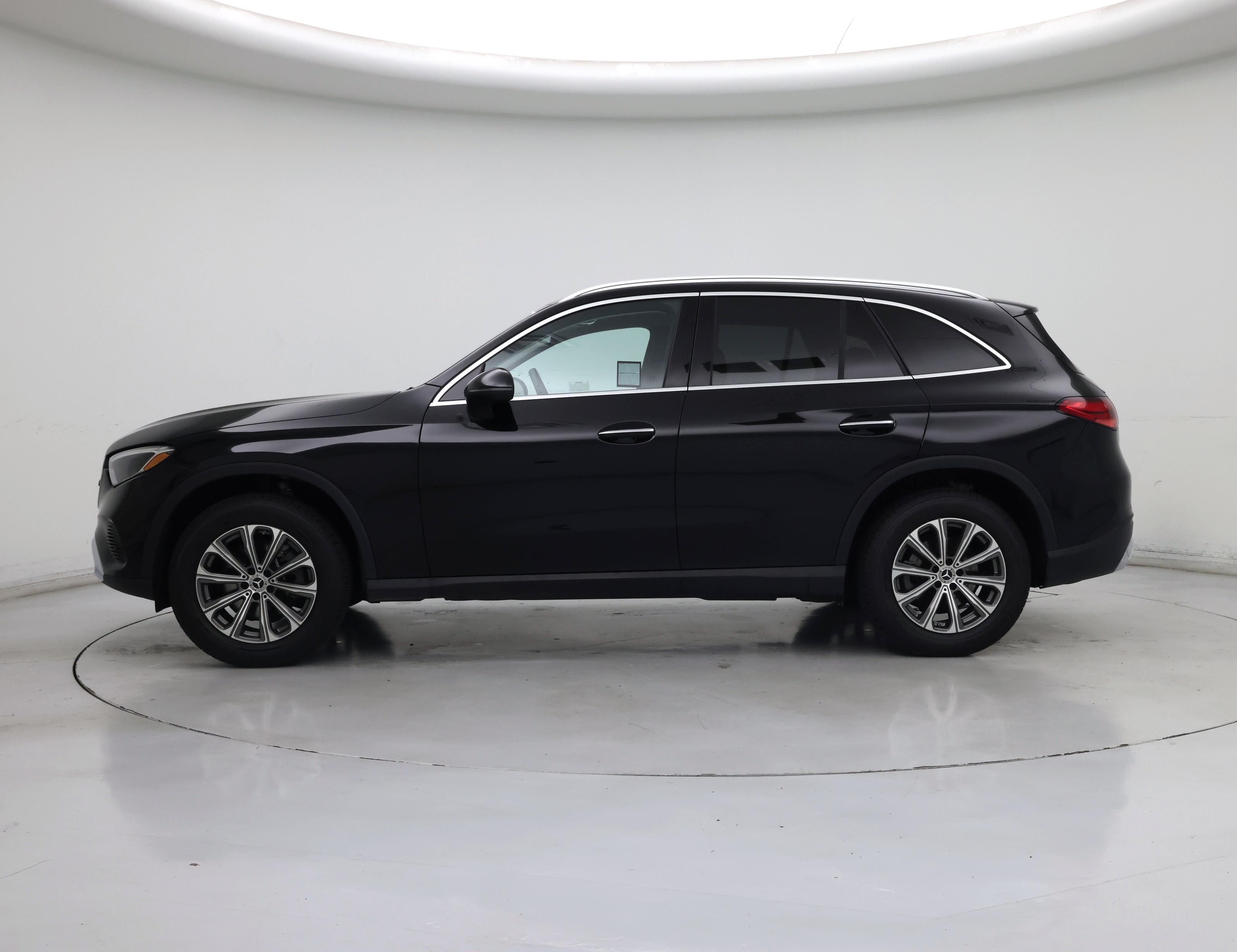 Thumbnail: 2024 Mercedes-Benz GLC - 3