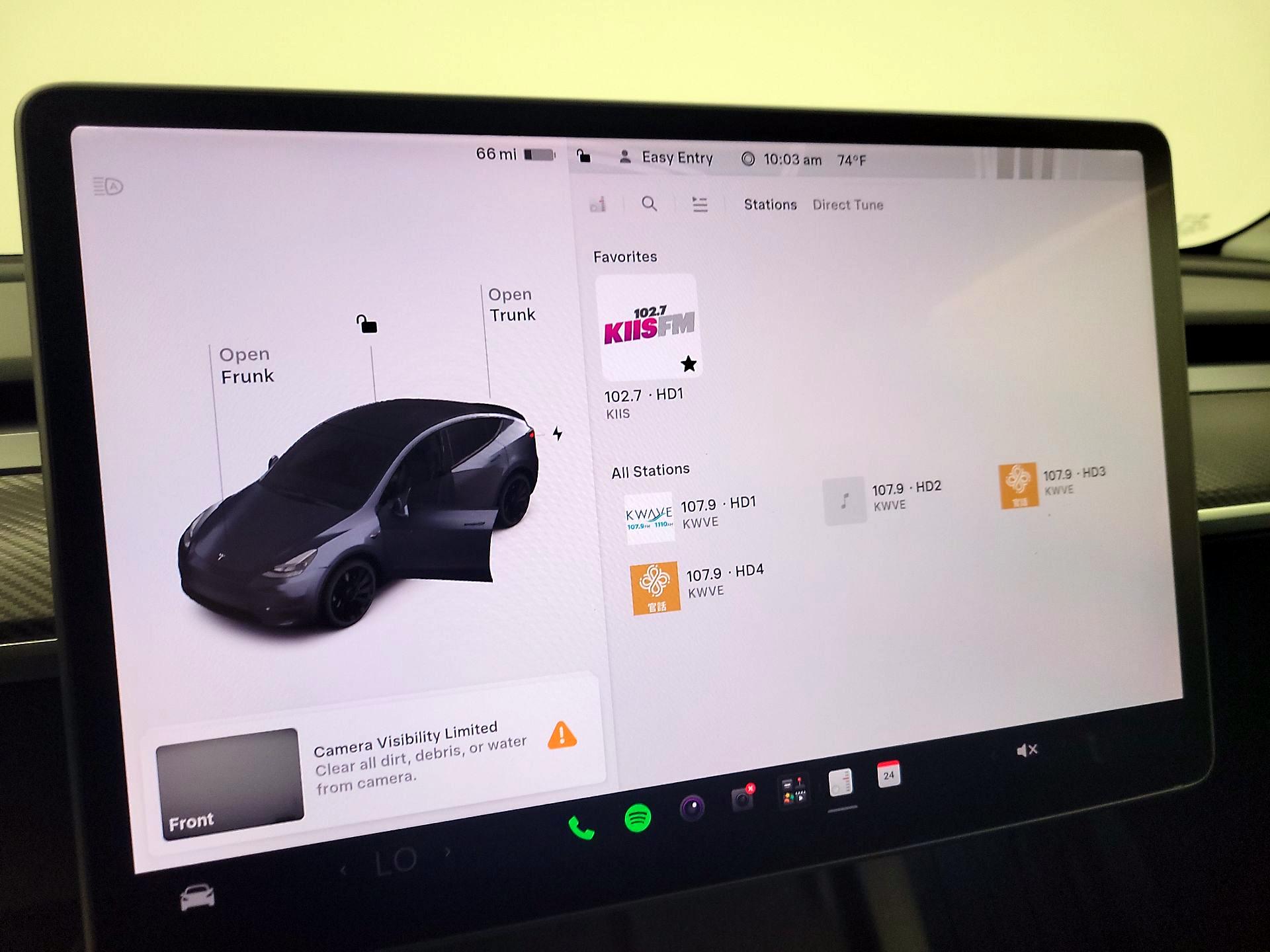 Thumbnail: 2022 Tesla Model Y - 15