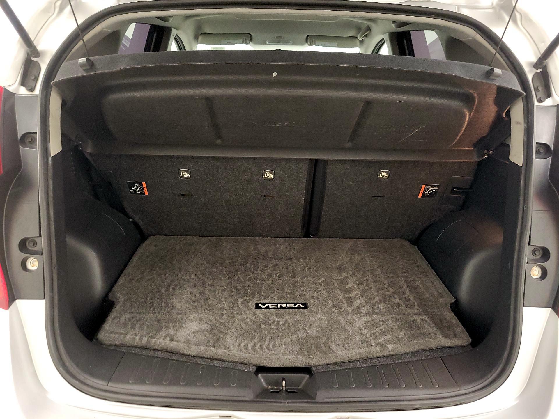 Thumbnail: 2015 Nissan Versa Note - 19