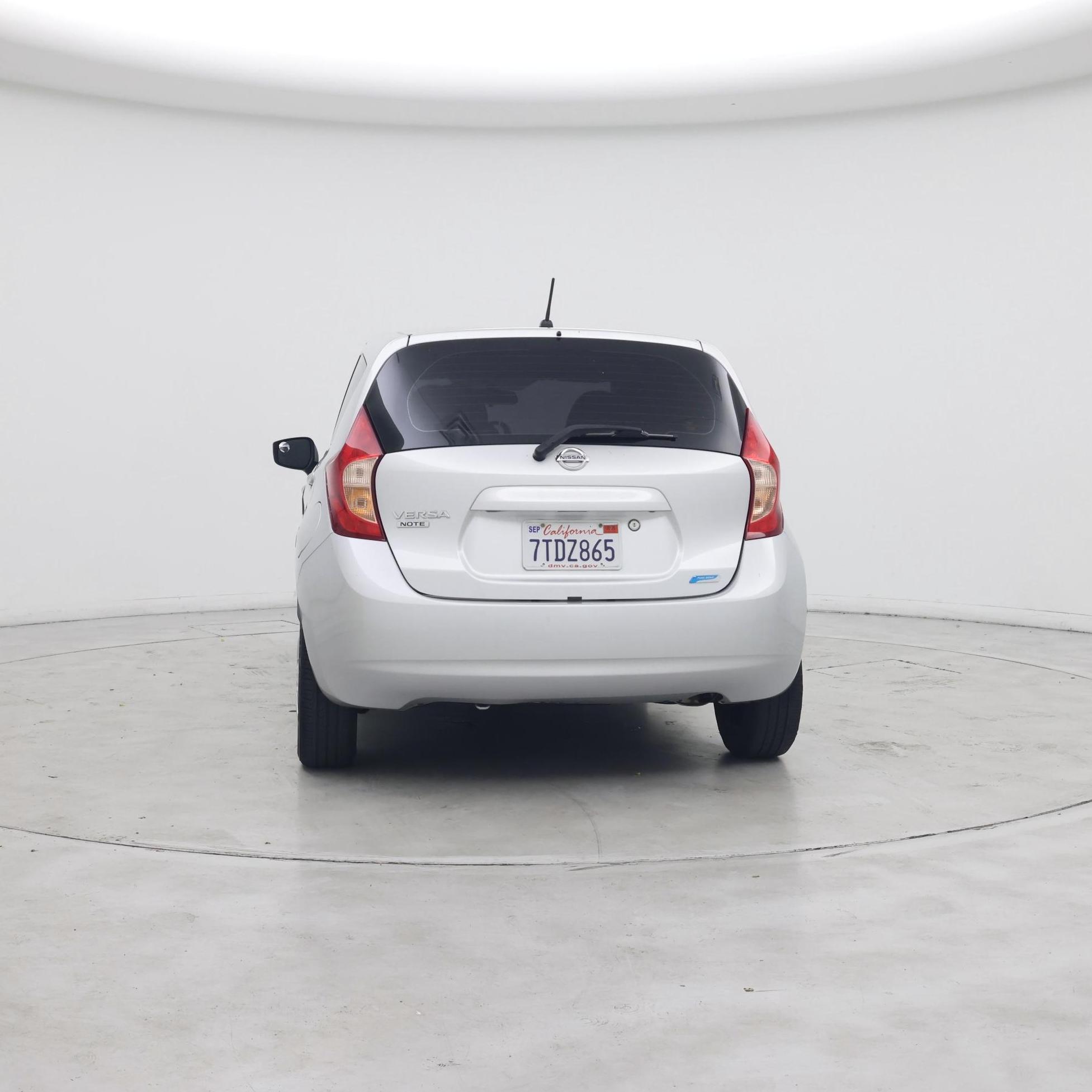 Thumbnail: 2015 Nissan Versa Note - 6