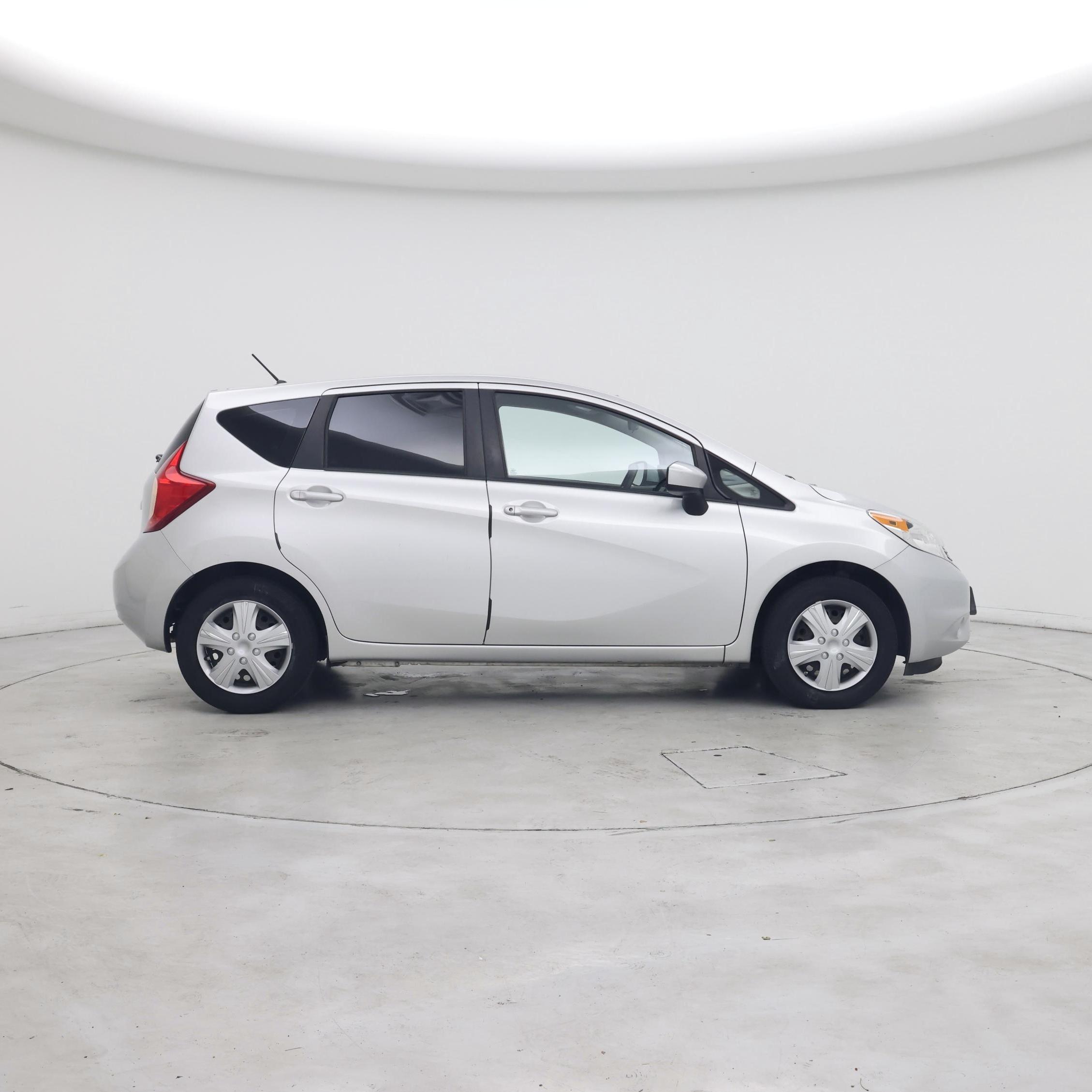 Thumbnail: 2015 Nissan Versa Note - 7