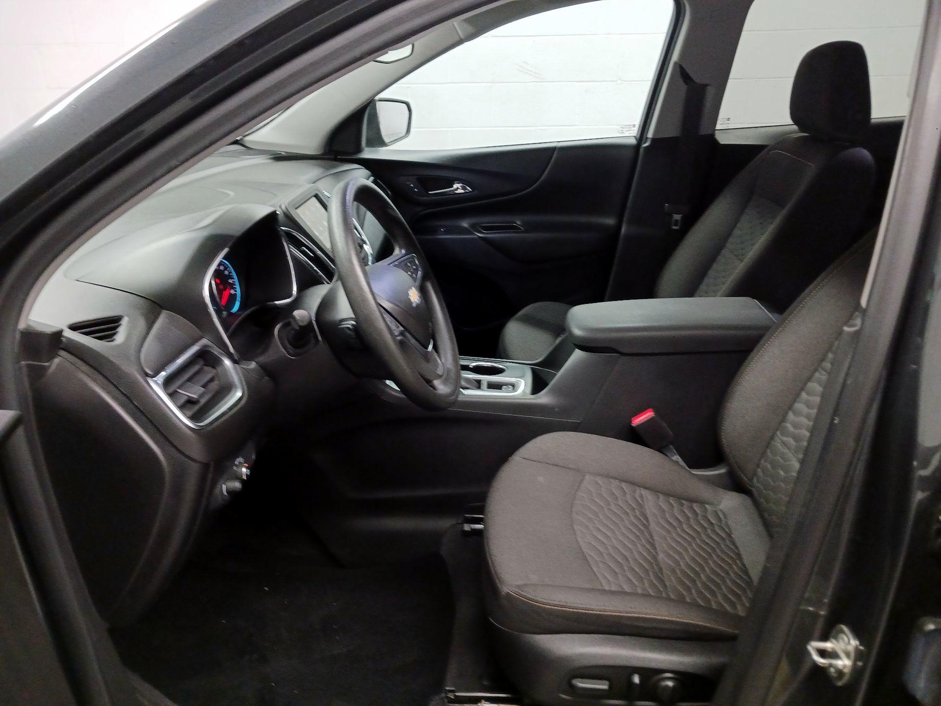 Thumbnail: 2019 Chevrolet Equinox - 11