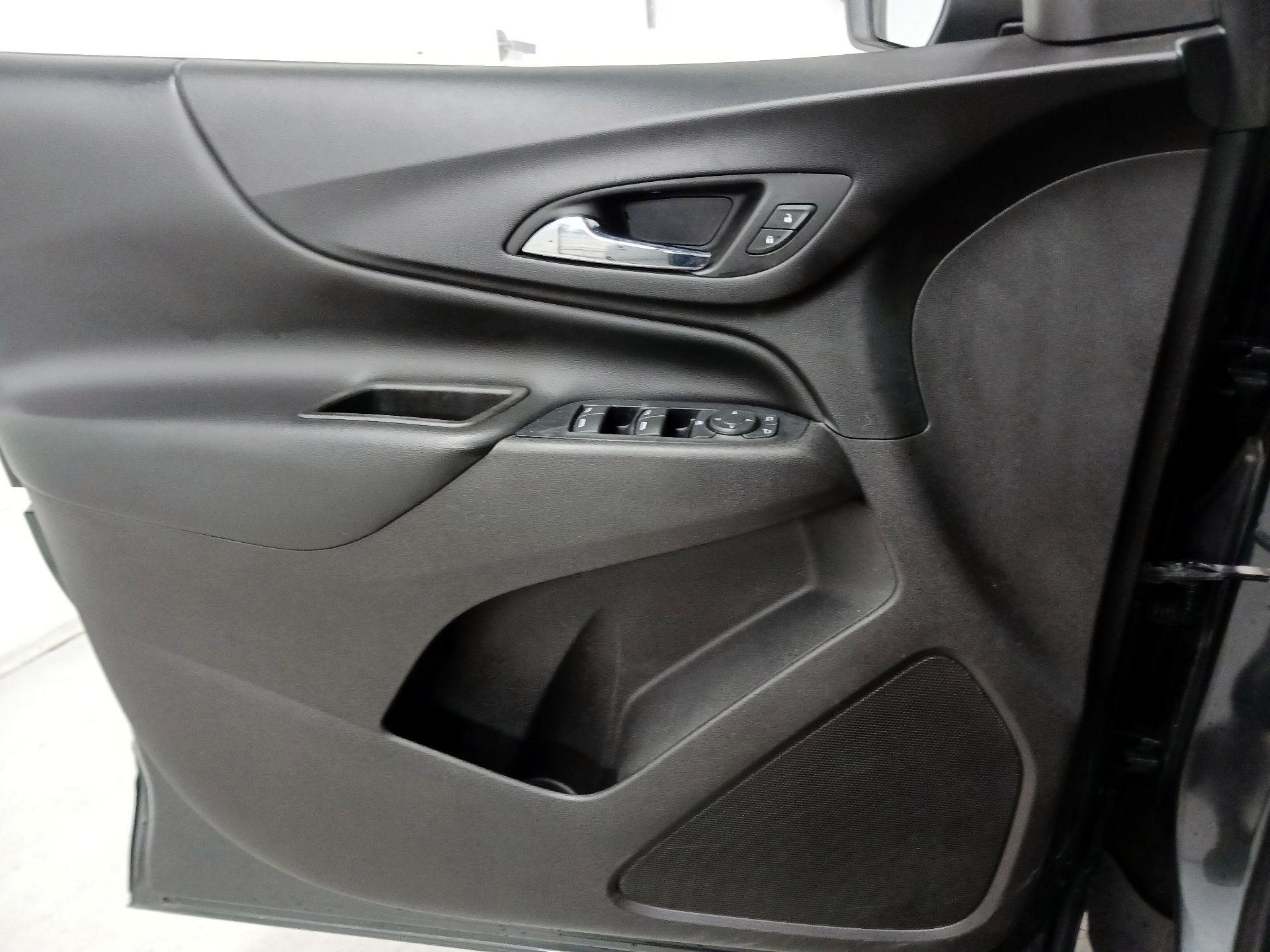 Thumbnail: 2019 Chevrolet Equinox - 12