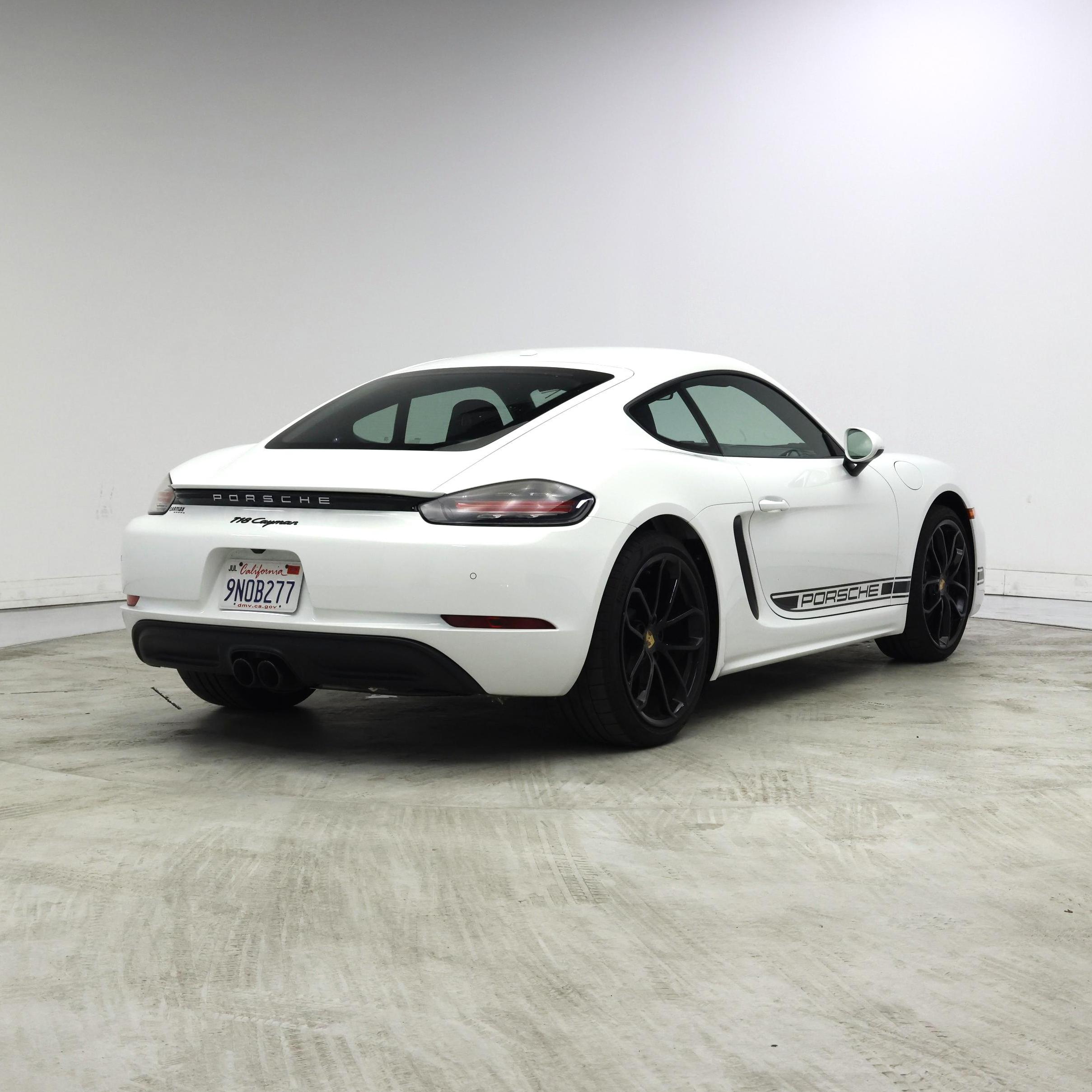 Thumbnail: 2024 Porsche 718 Cayman - 8