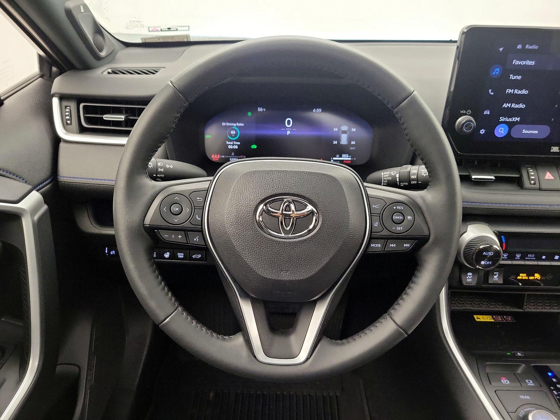 Thumbnail: 2024 Toyota RAV4 - 10