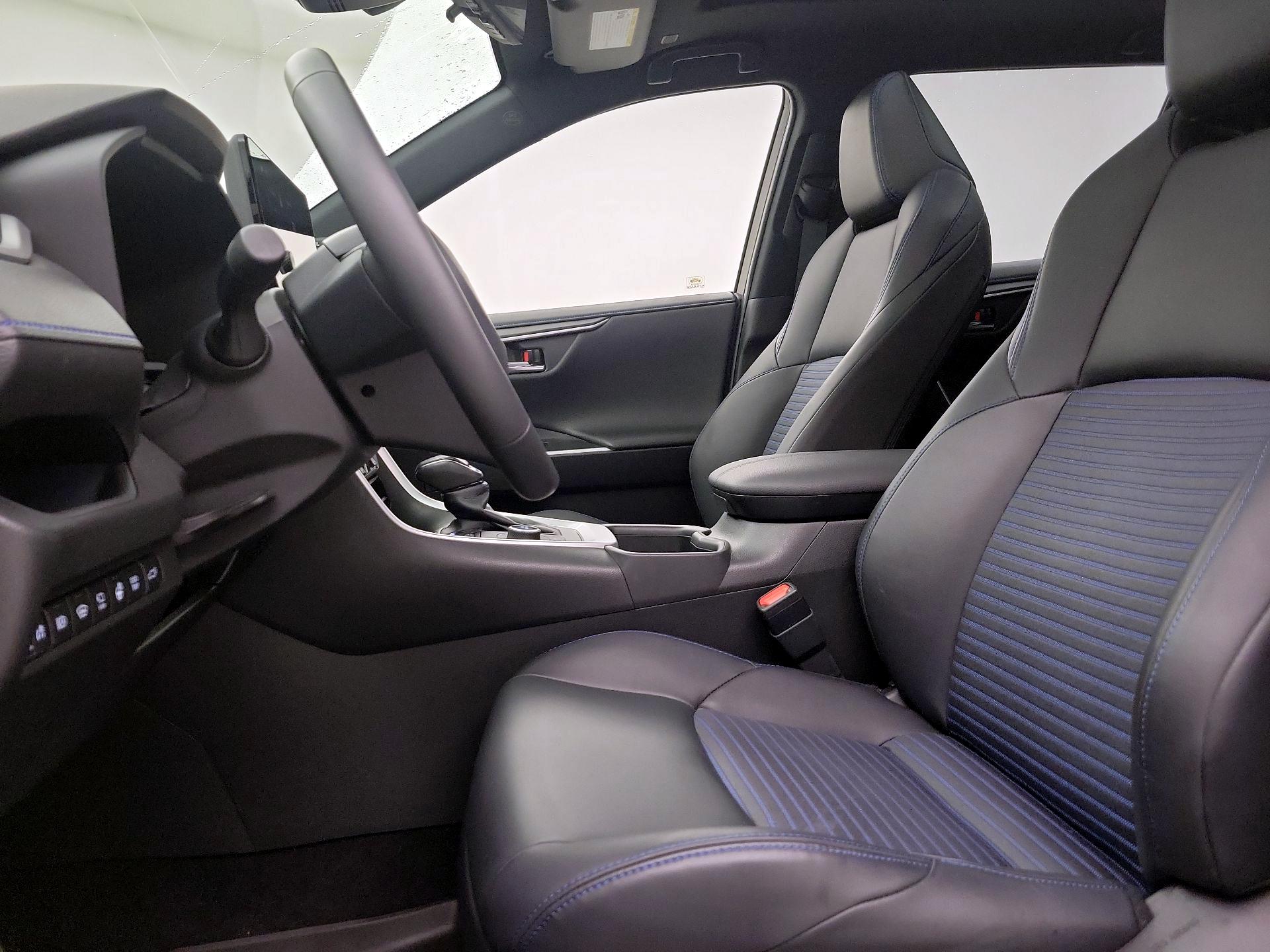 Thumbnail: 2024 Toyota RAV4 - 11