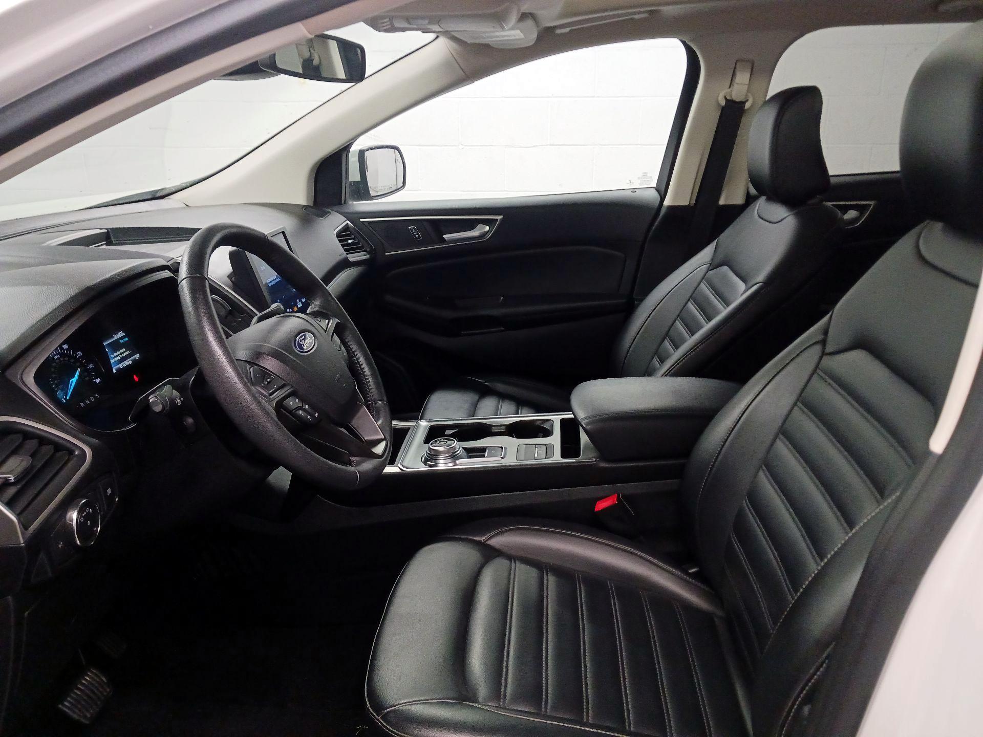 Thumbnail: 2022 Ford Edge - 11