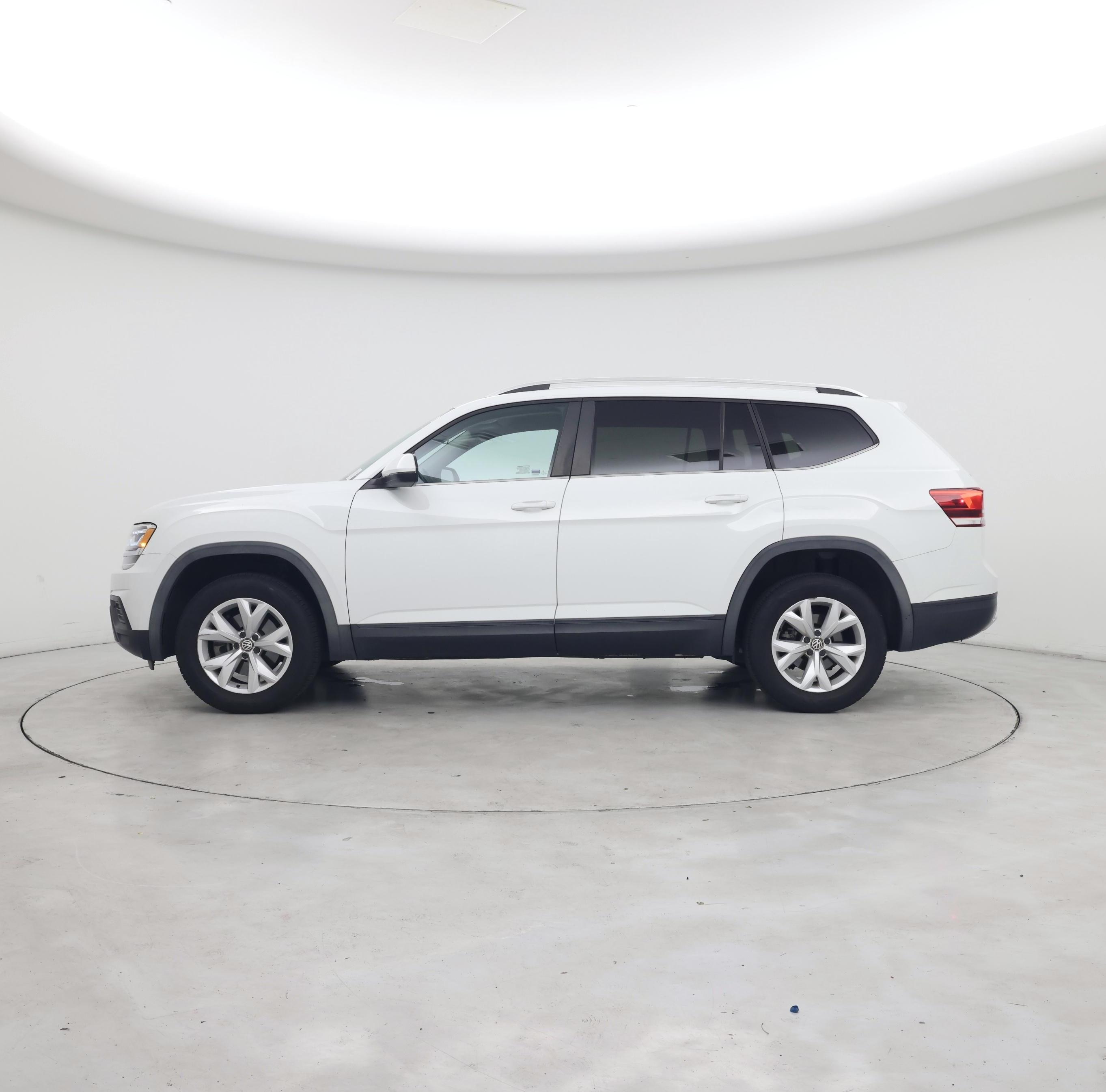 Thumbnail: 2019 Volkswagen Atlas - 3
