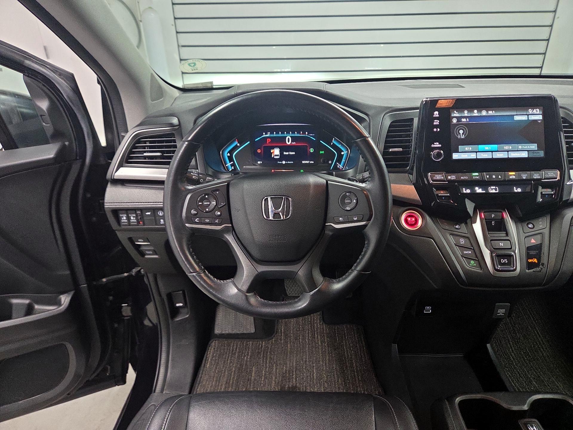 Thumbnail: 2023 Honda Odyssey - 10