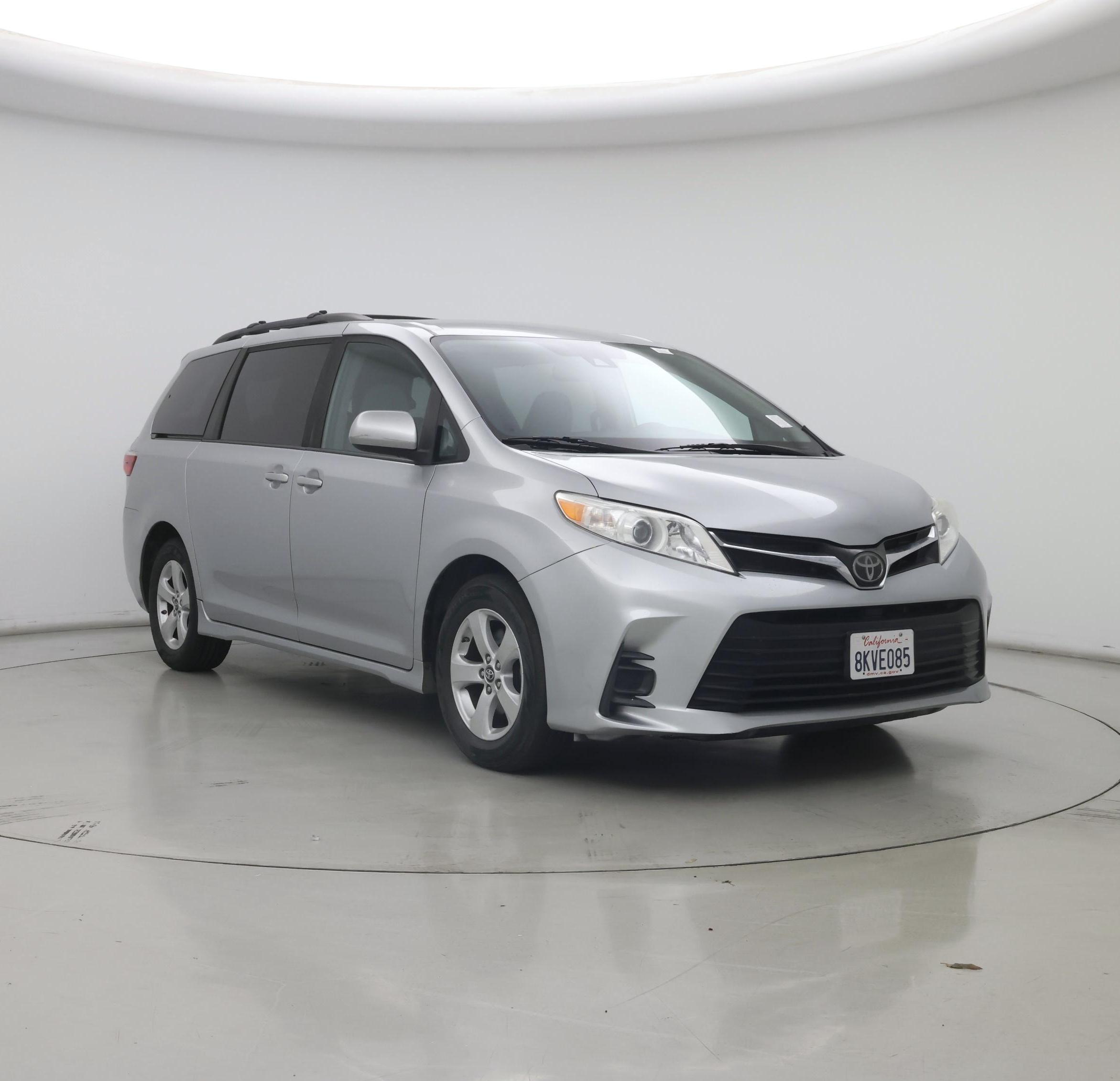 Silver 2019 Toyota Sienna LE 7-Passenger FWD with Auto-Access Seat Minivan Front-Wheel Drive Automatic