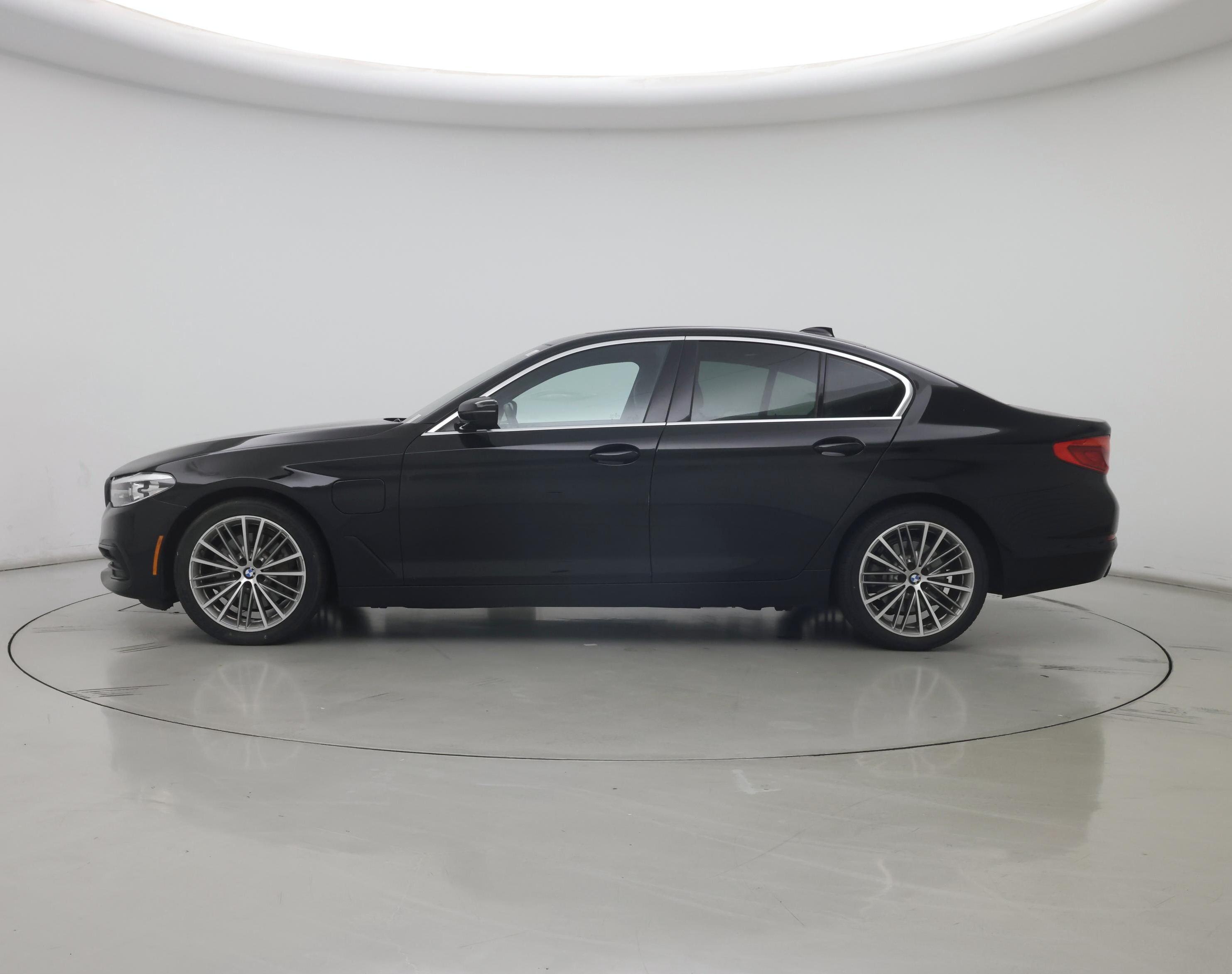 Thumbnail: 2020 BMW 5 Series - 3