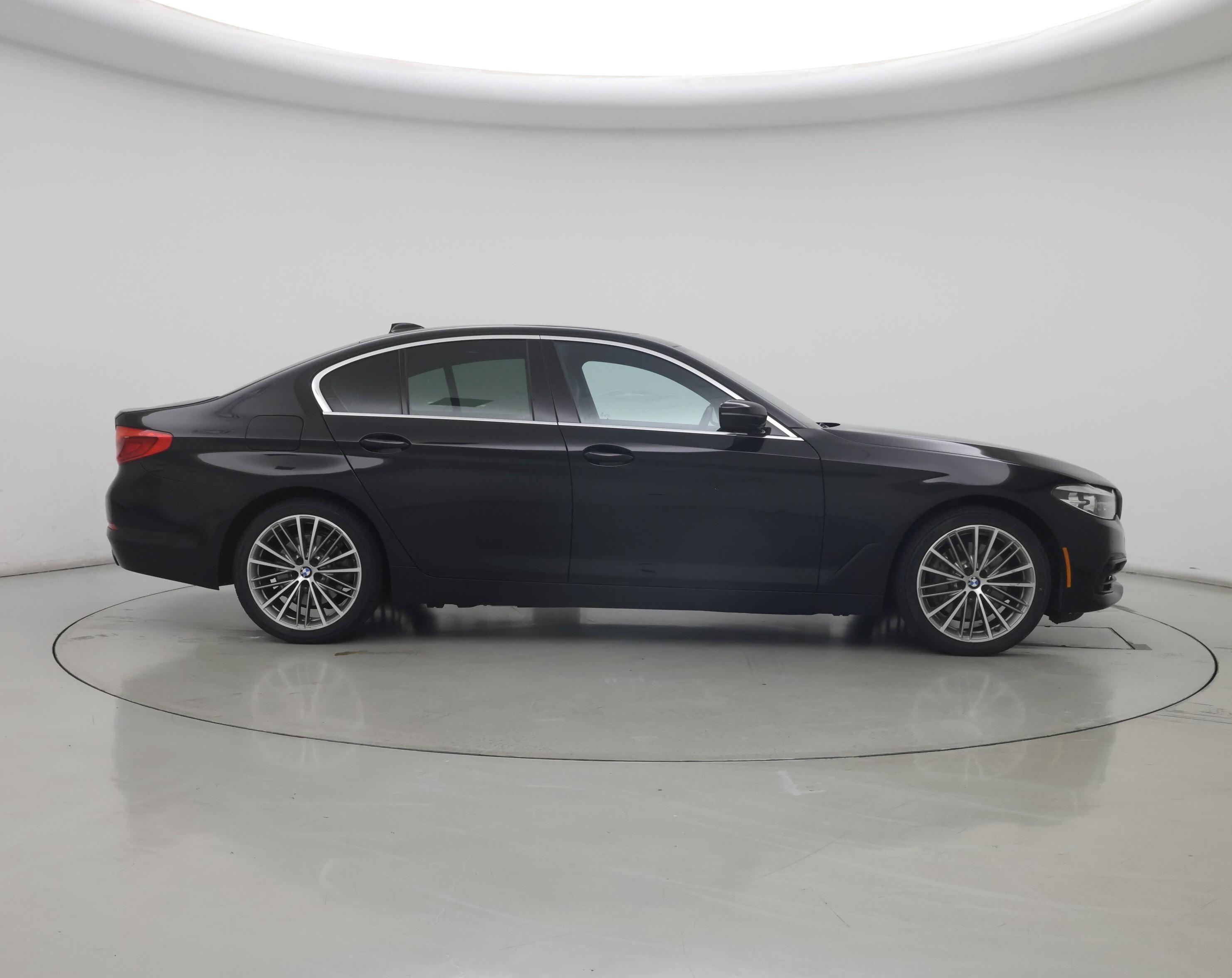 Thumbnail: 2020 BMW 5 Series - 7