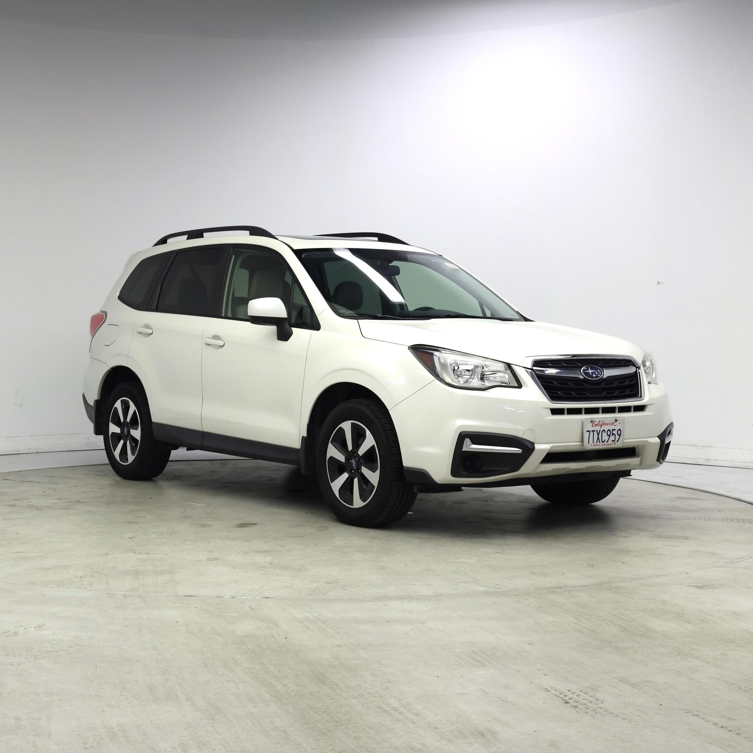 White 2017 Subaru Forester 2.5i Premium SUV / Crossover All-Wheel Drive Automatic