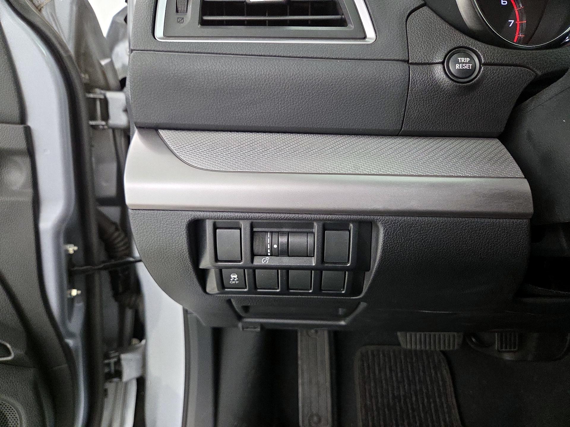 Thumbnail: 2016 Subaru Outback - 13