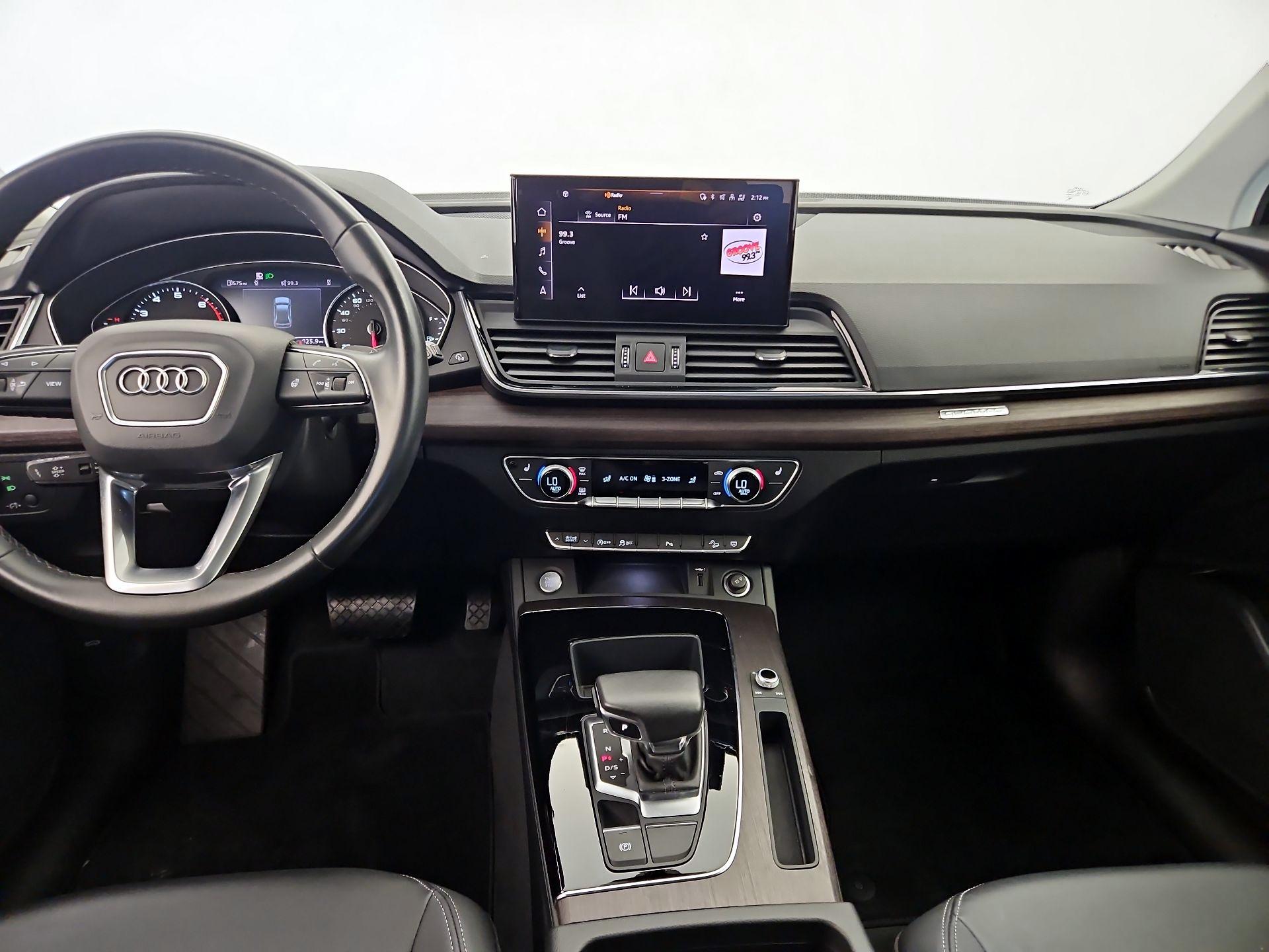 Thumbnail: 2023 Audi Q5 - 9