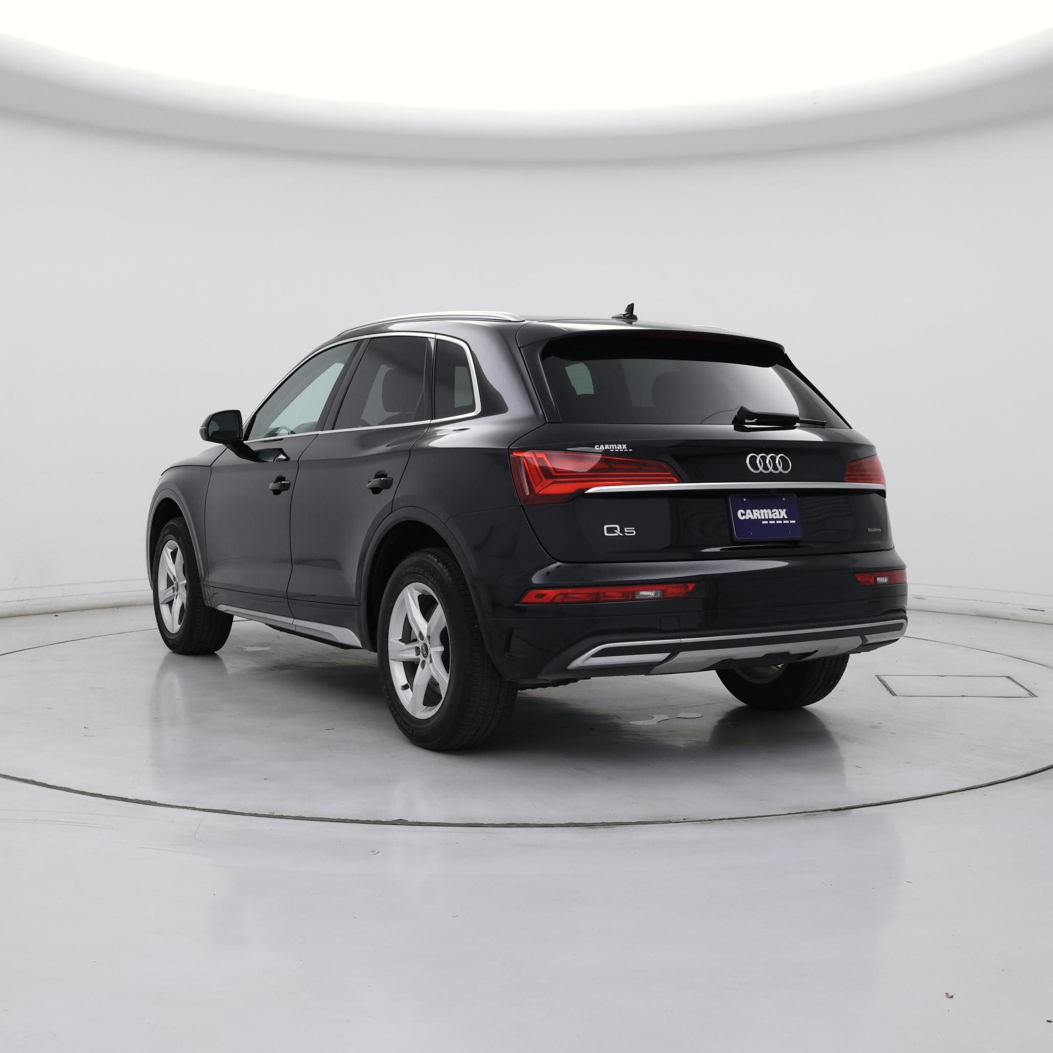 Thumbnail: 2023 Audi Q5 - 2