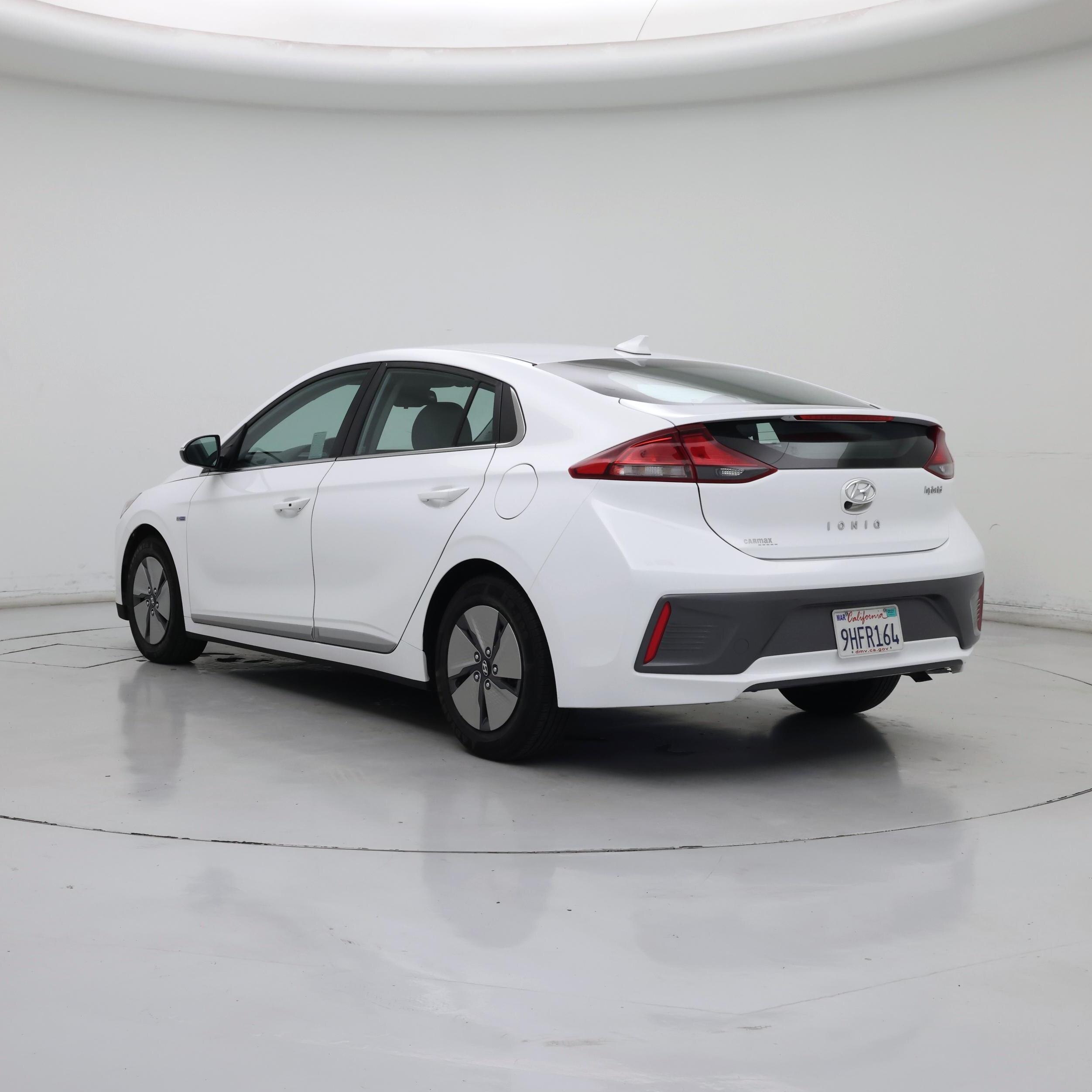 Thumbnail: 2020 Hyundai Ioniq - 2