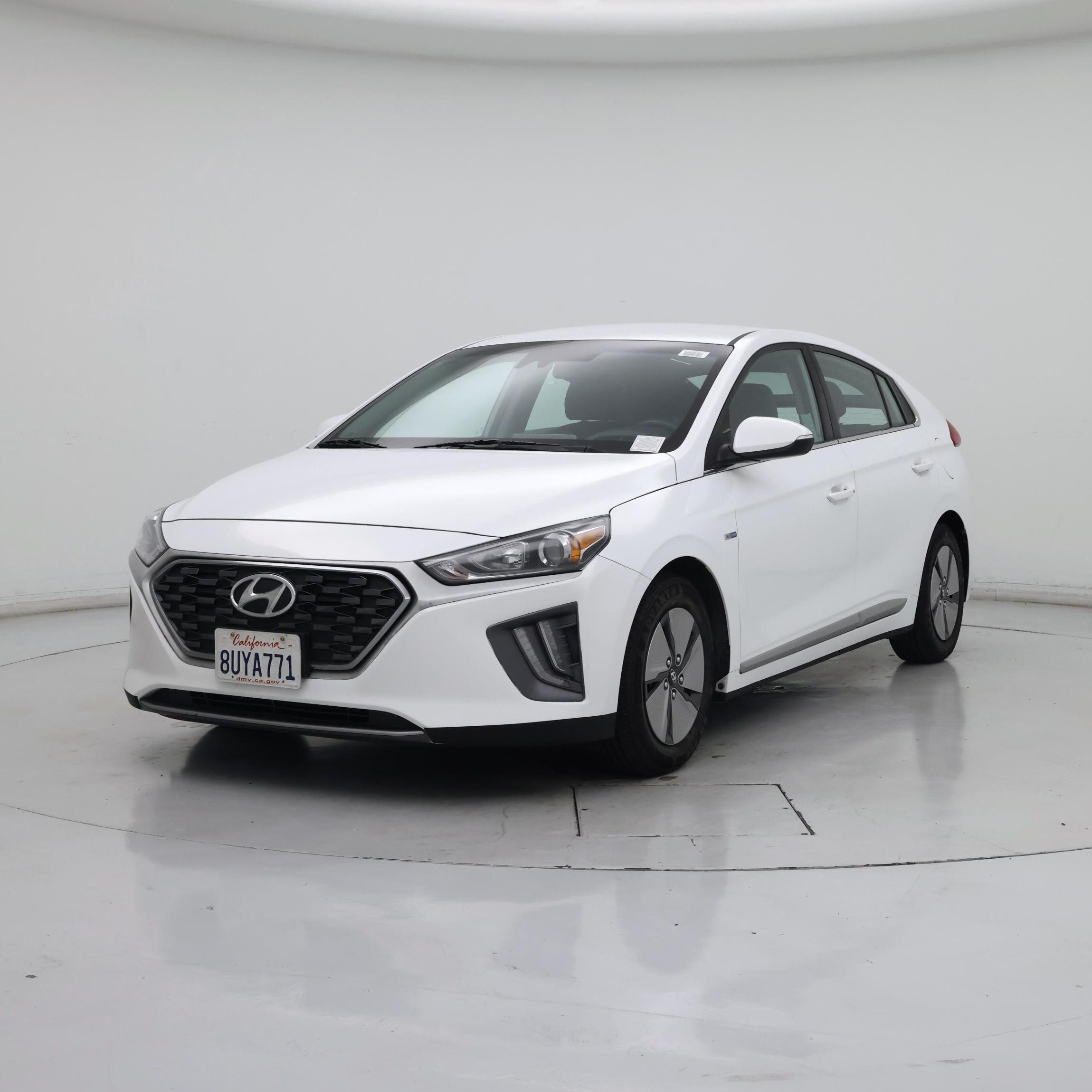Thumbnail: 2020 Hyundai Ioniq - 4