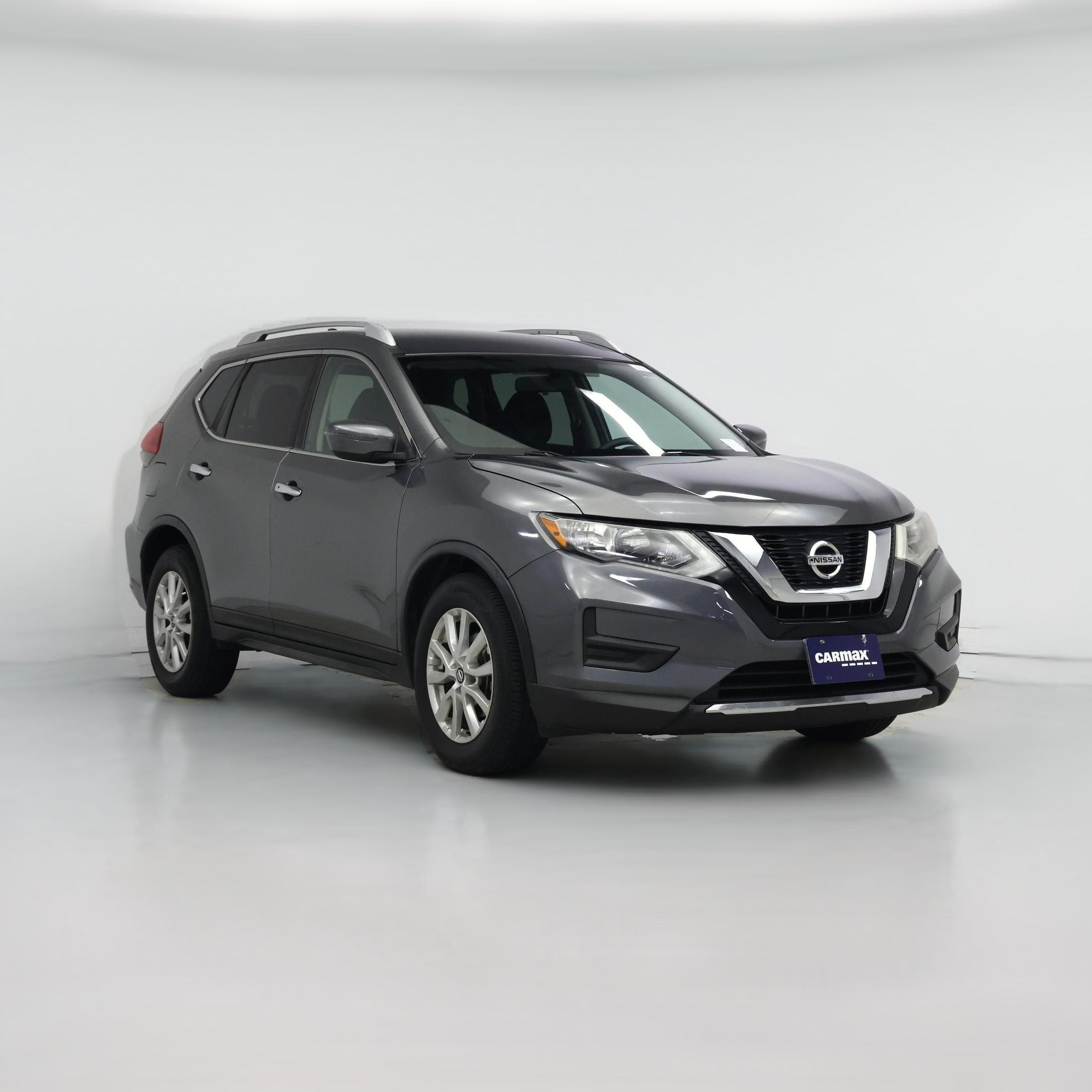 Thumbnail: 2017 Nissan Rogue - 1