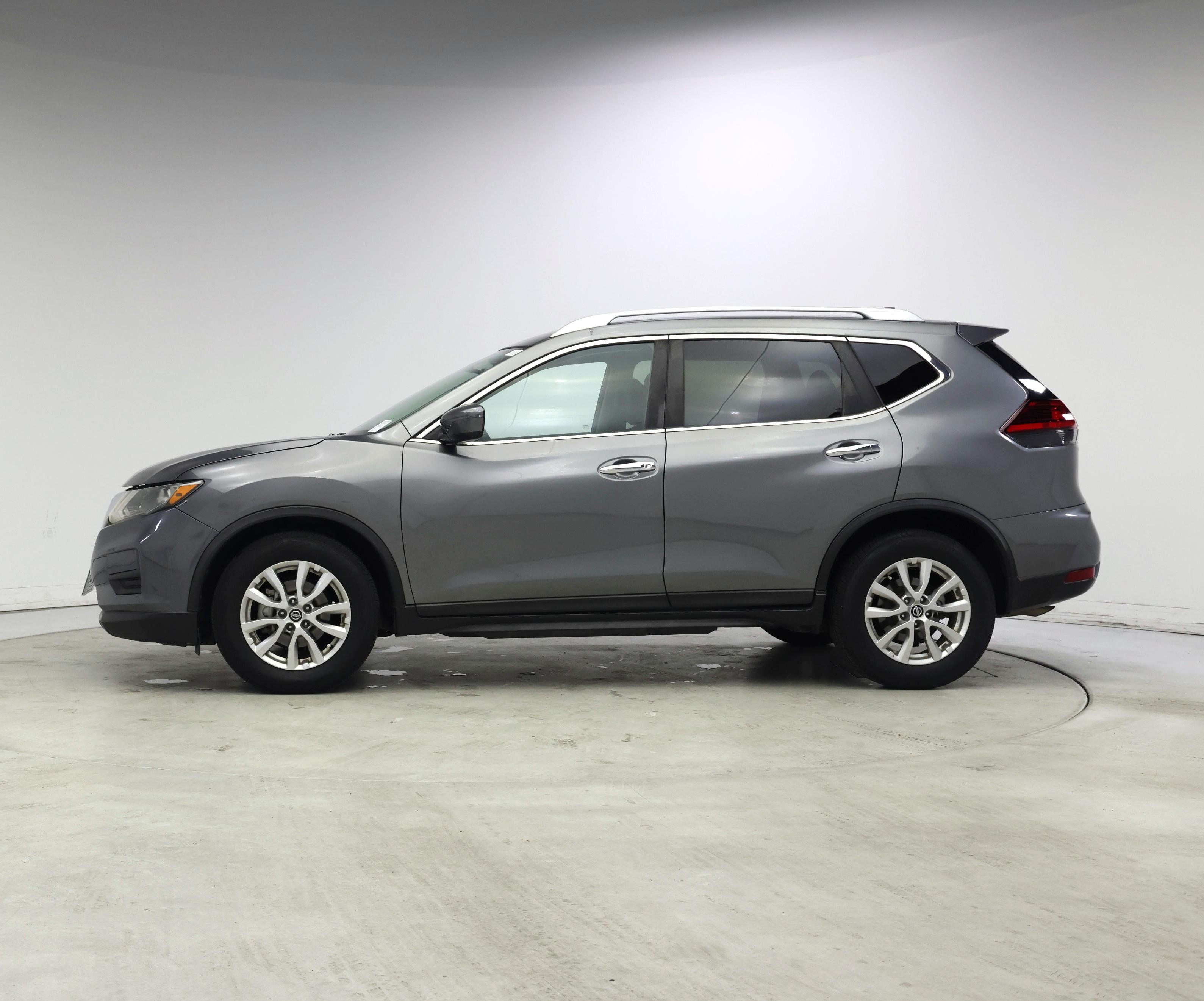 Thumbnail: 2017 Nissan Rogue - 3