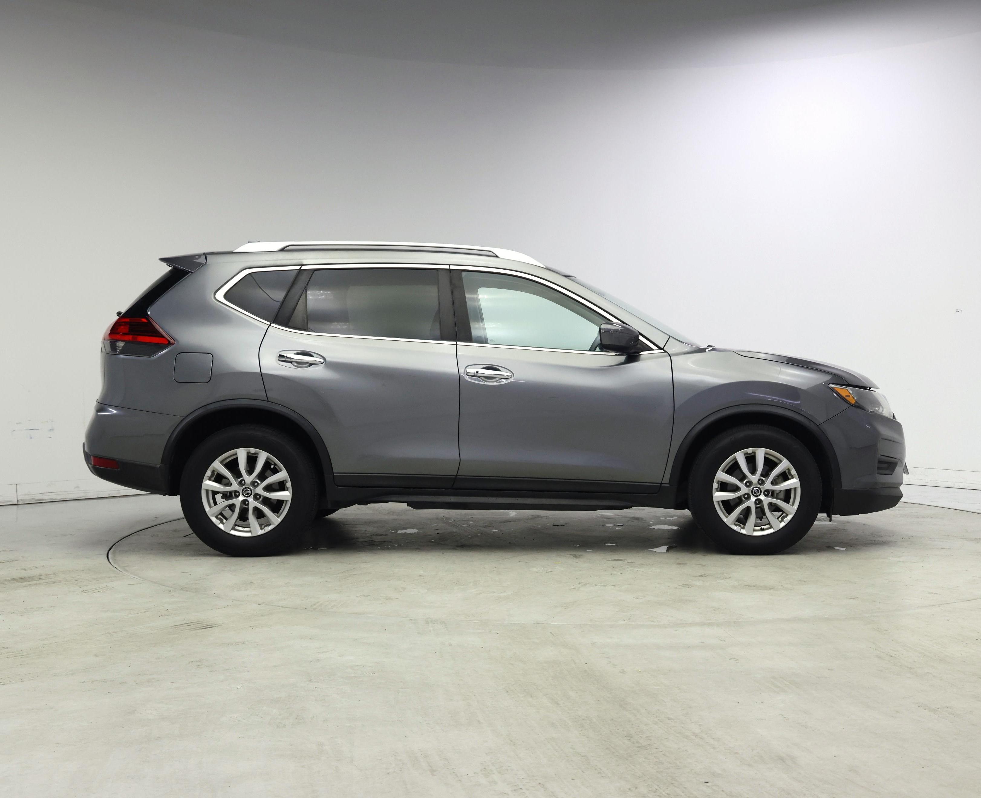 Thumbnail: 2017 Nissan Rogue - 7
