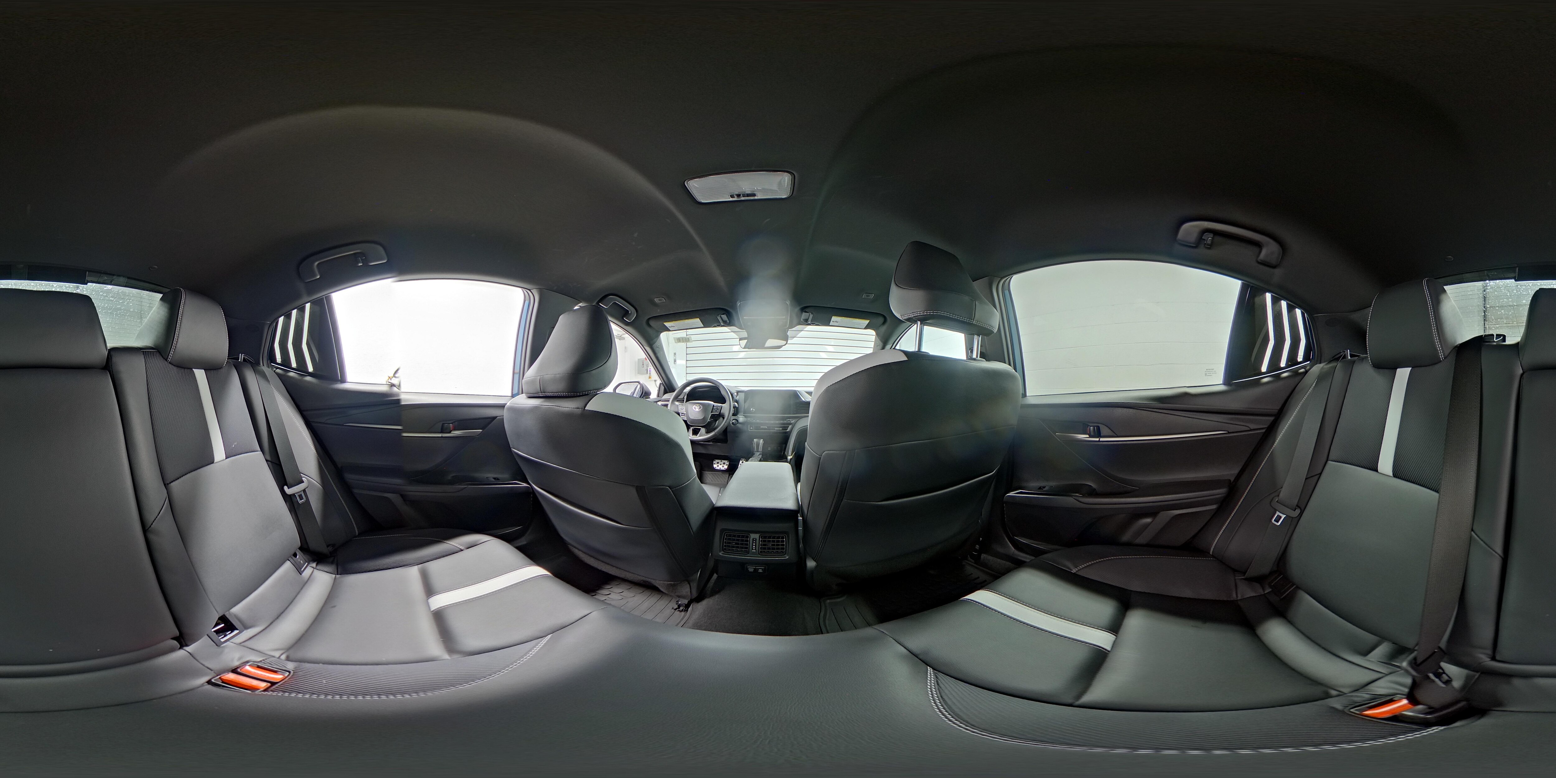 2025 Toyota Camry SE - Photo 21