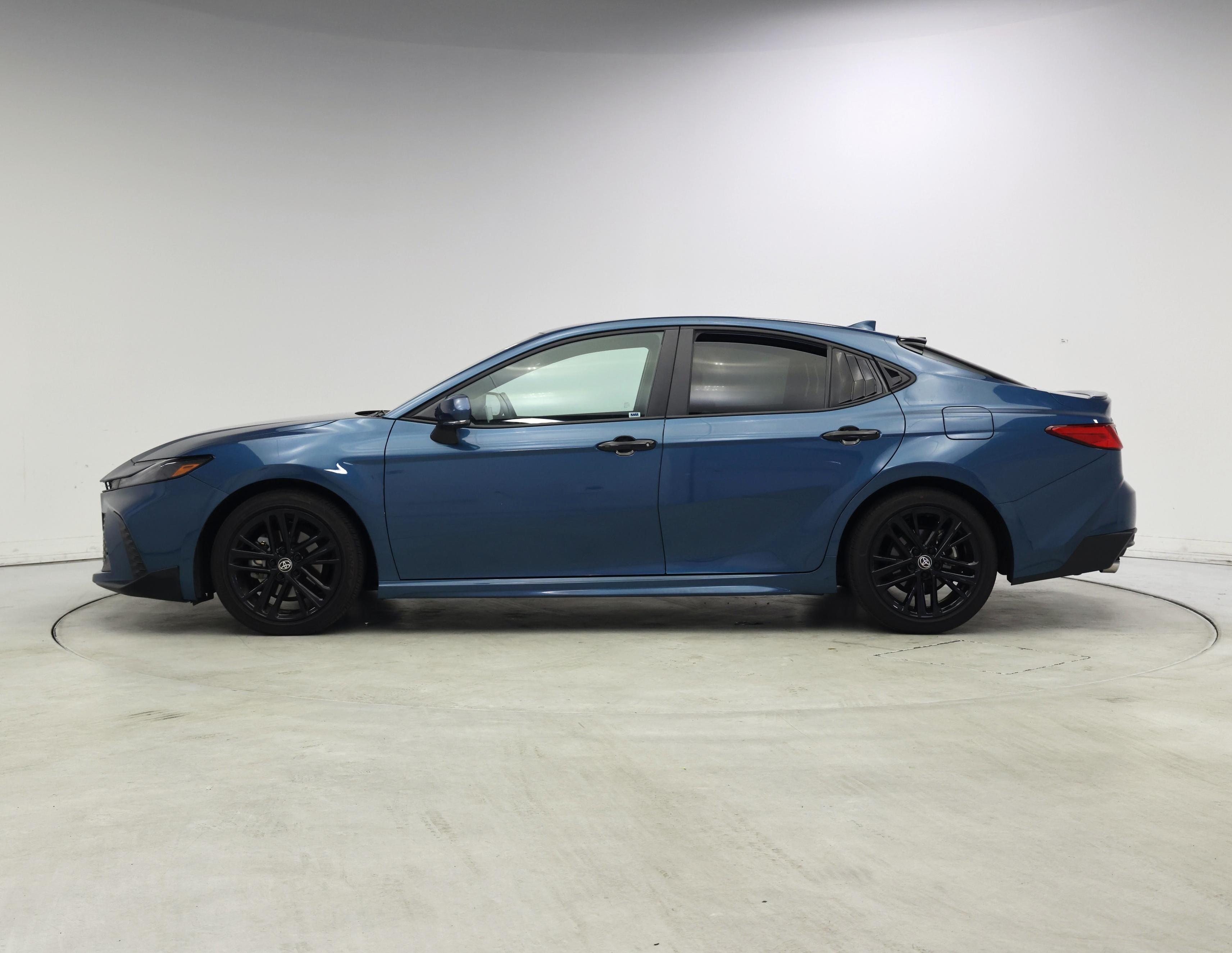 Thumbnail: 2025 Toyota Camry - 3