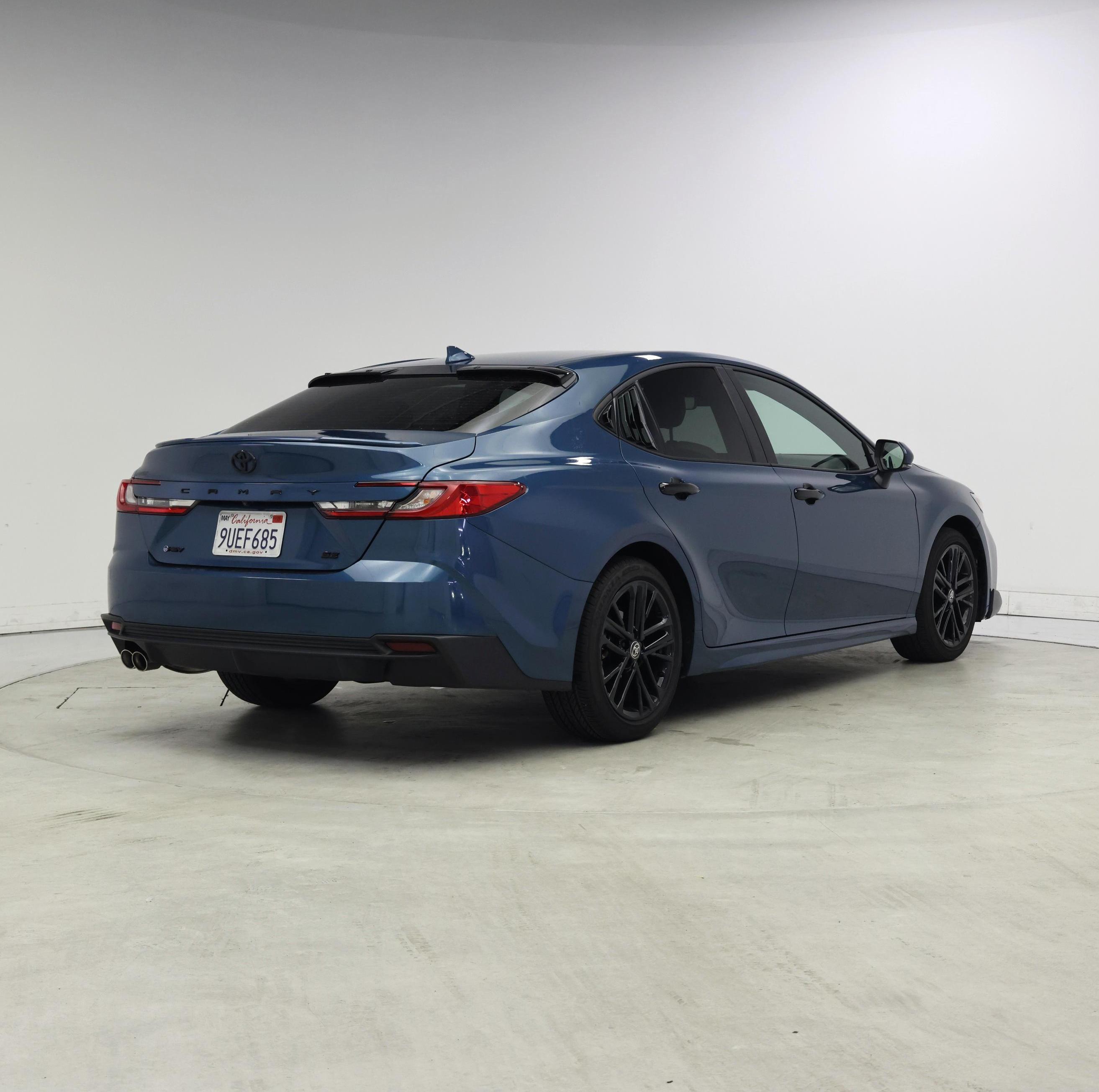 Thumbnail: 2025 Toyota Camry - 8