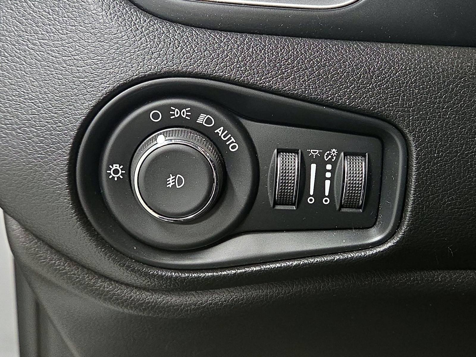 2020 Jeep Renegade Latitude - Photo 12