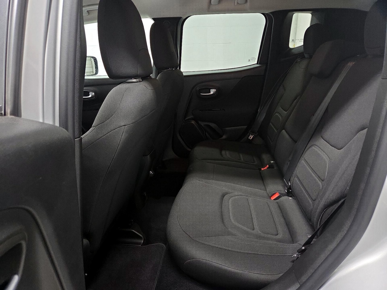 2020 Jeep Renegade Latitude - Photo 18