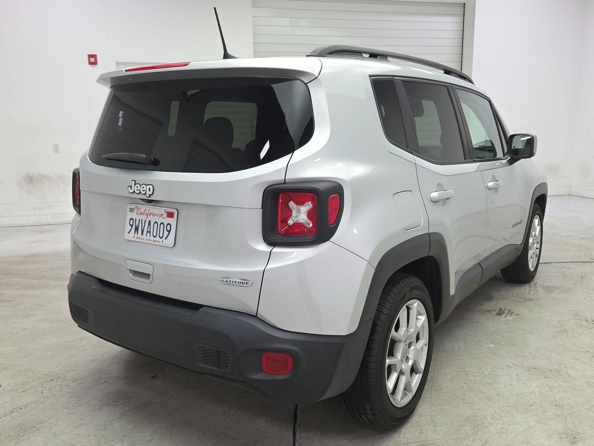 Thumbnail: 2020 Jeep Renegade - 5