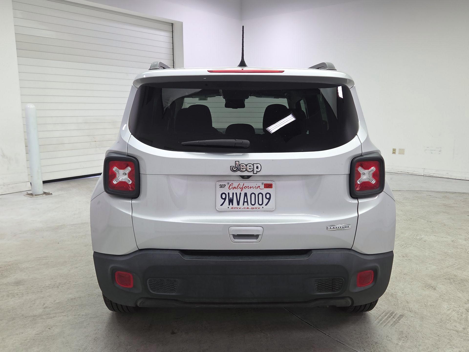 Thumbnail: 2020 Jeep Renegade - 6