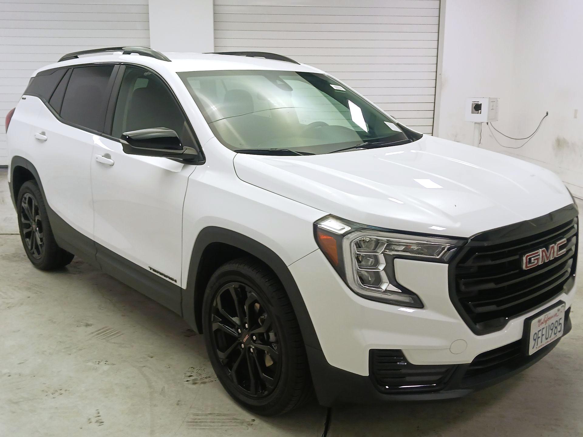 Thumbnail: 2022 GMC Terrain - 1