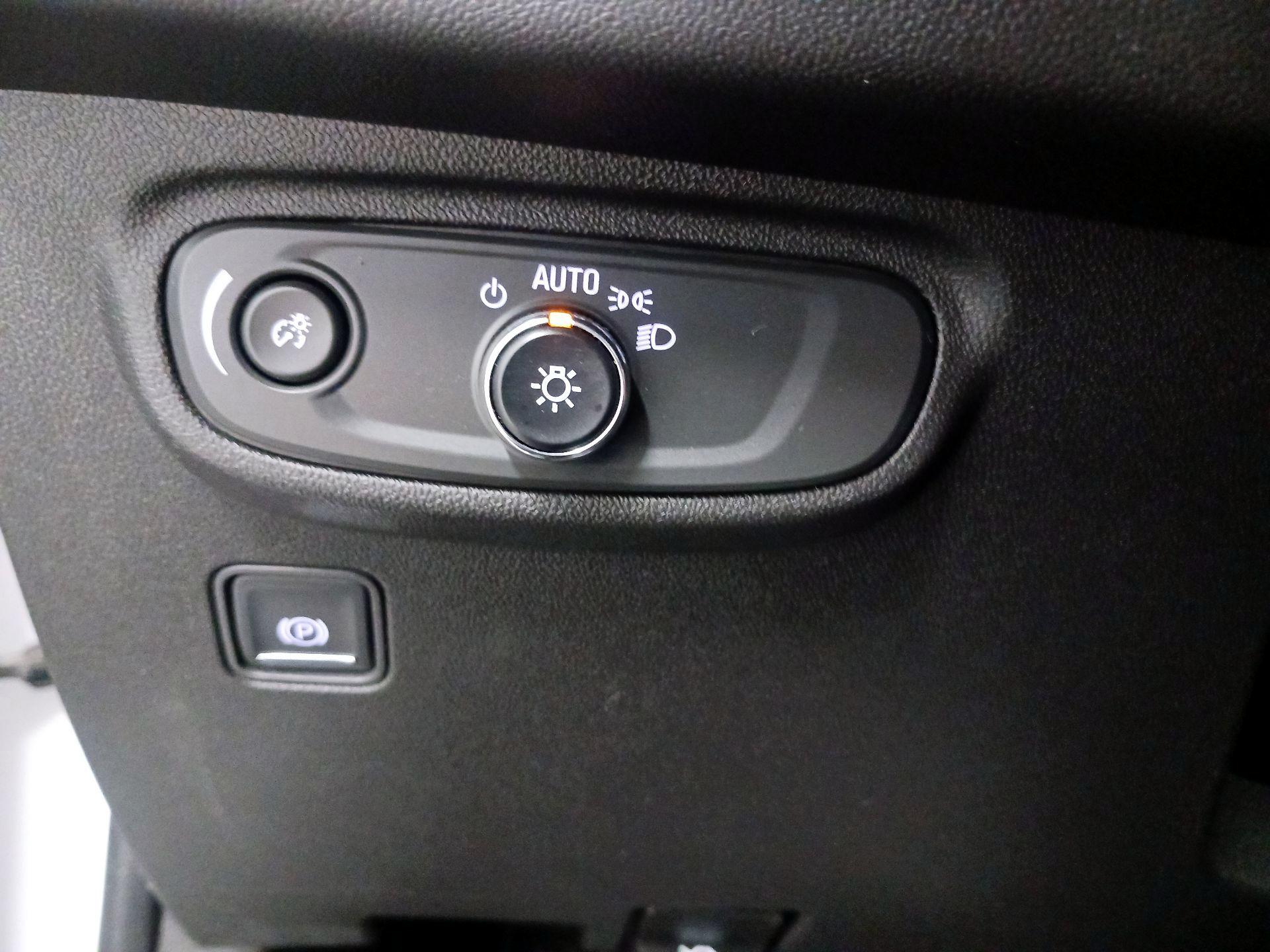 Thumbnail: 2022 GMC Terrain - 11