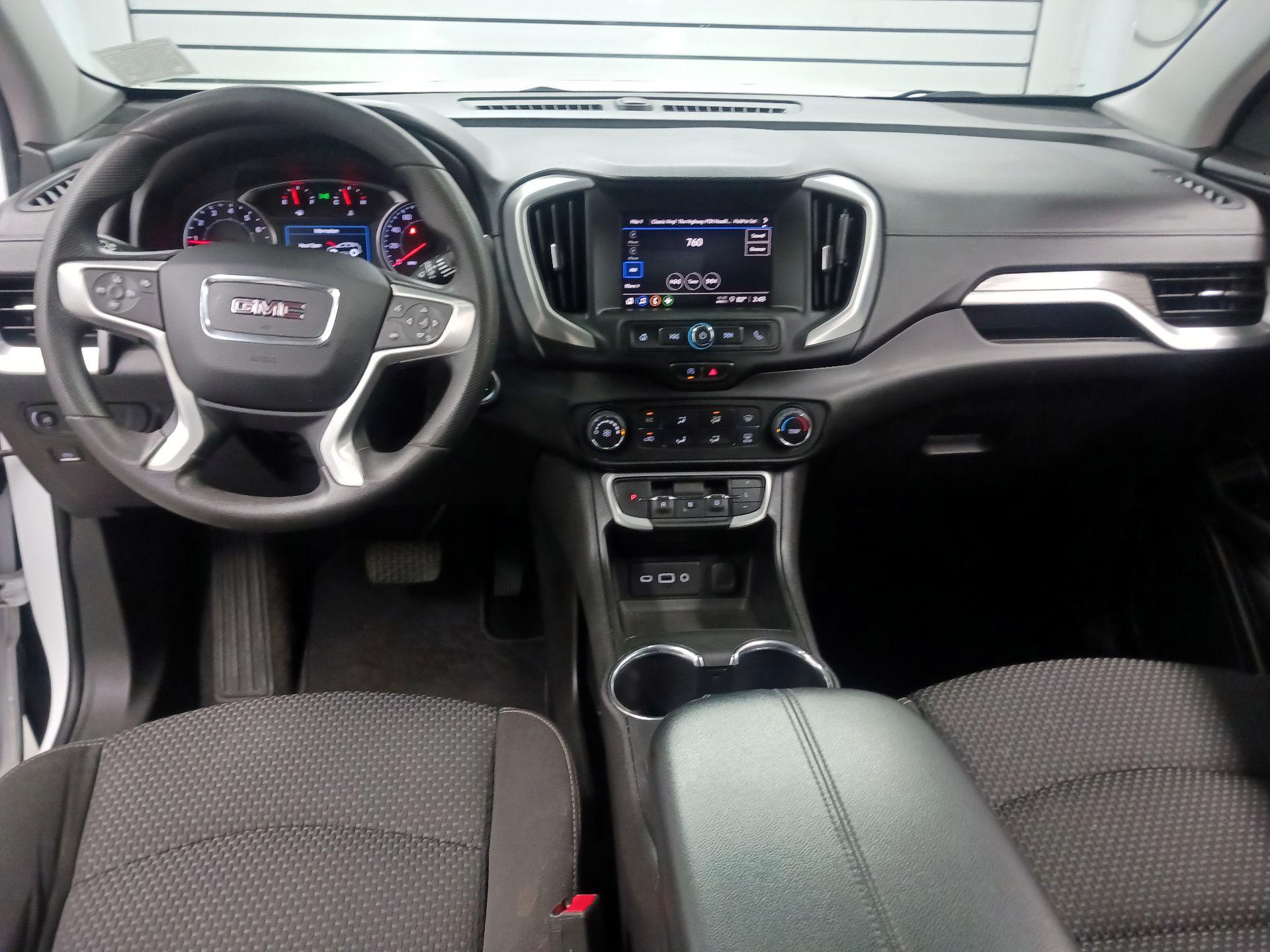 Thumbnail: 2022 GMC Terrain - 8