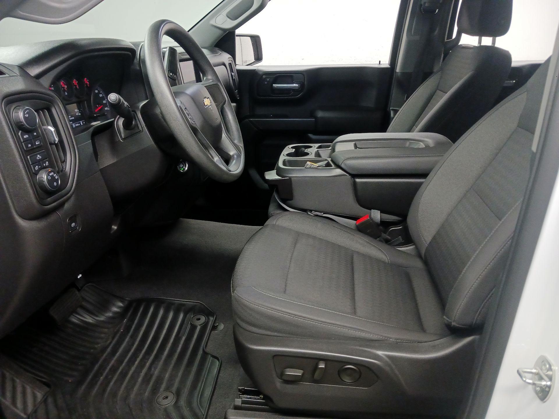 Thumbnail: 2023 Chevrolet Silverado 1500 - 9