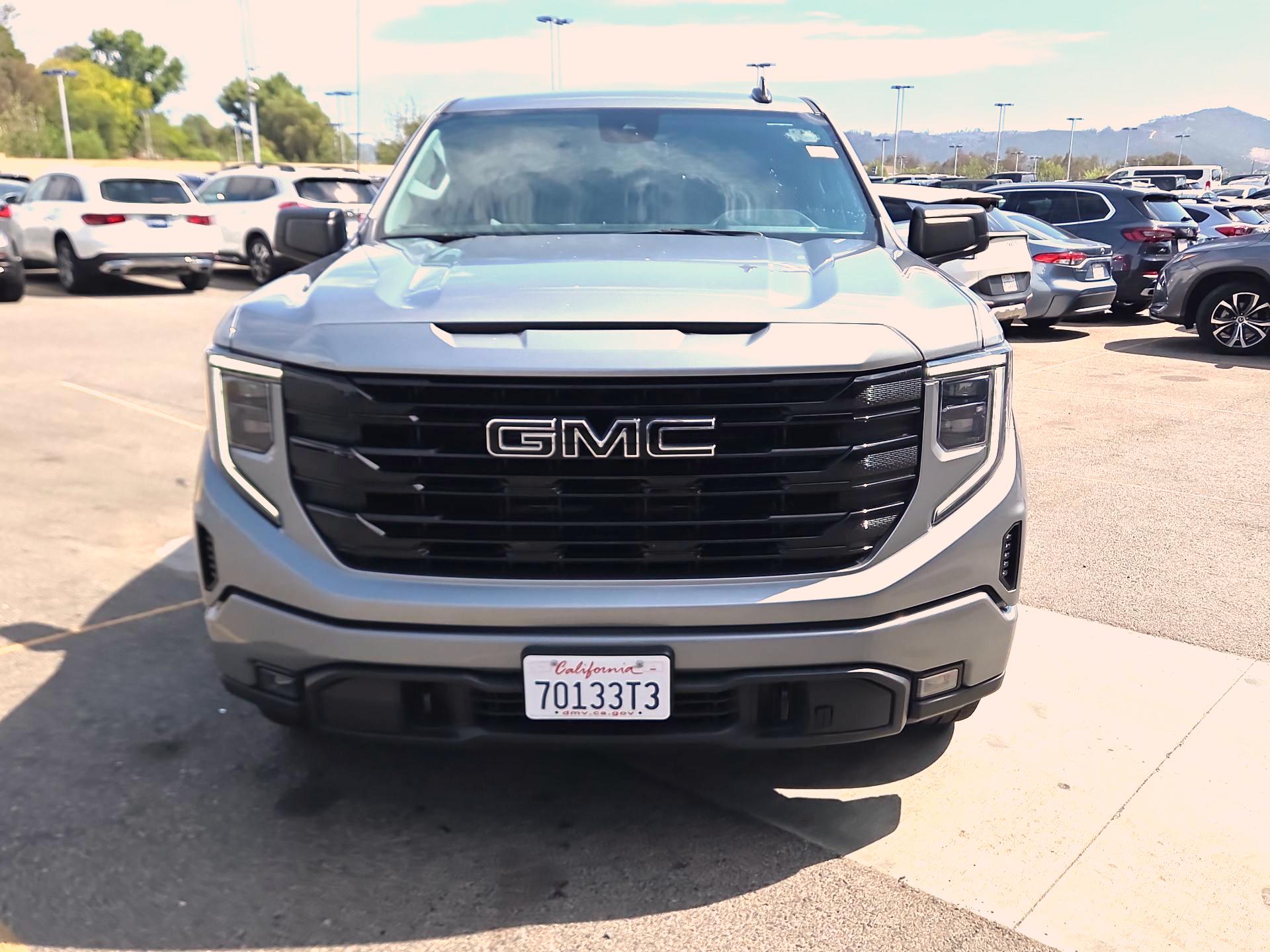 Thumbnail: 2023 GMC Sierra 1500 - 2