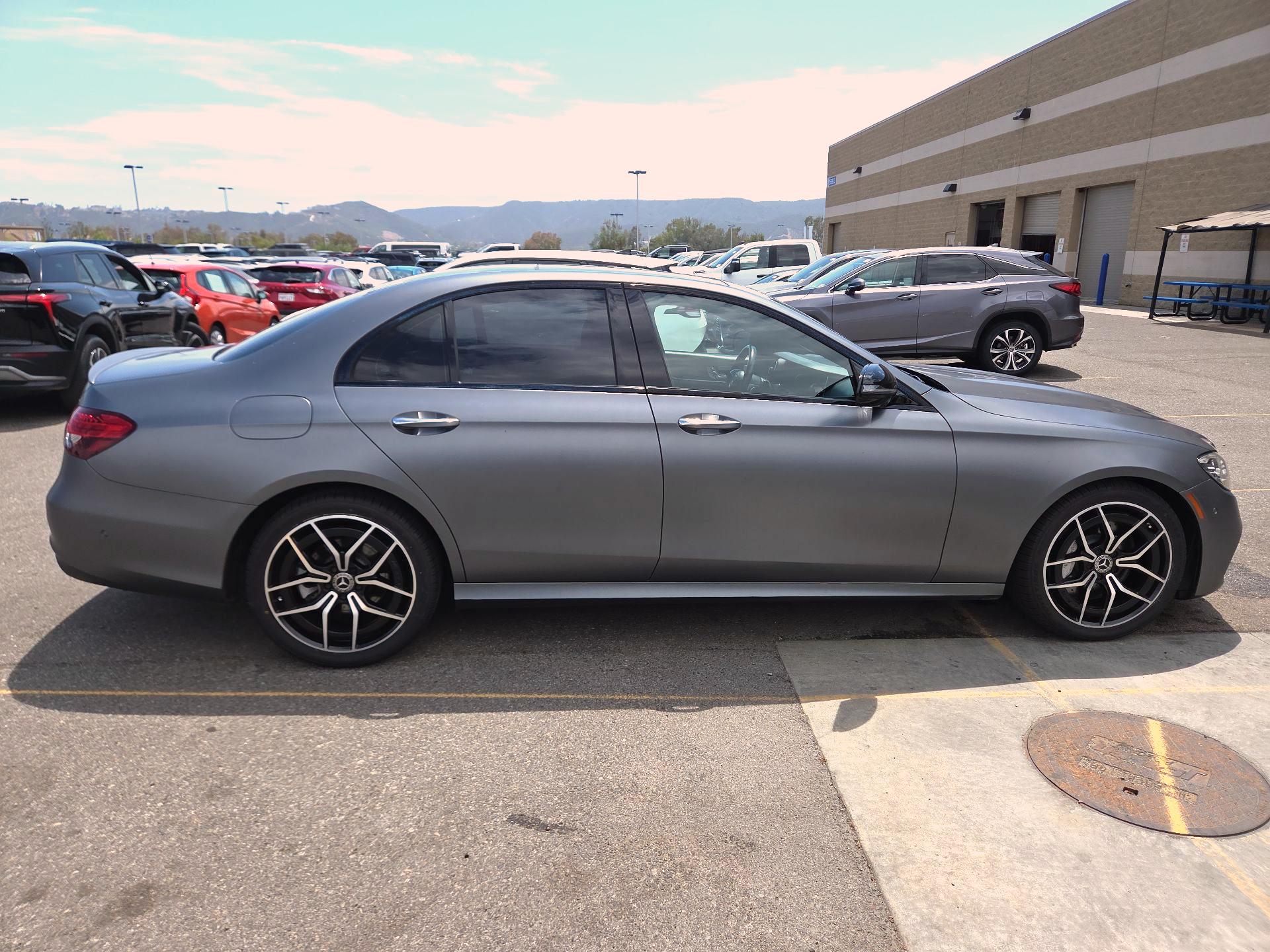 Thumbnail: 2023 Mercedes-Benz E-Class - 4