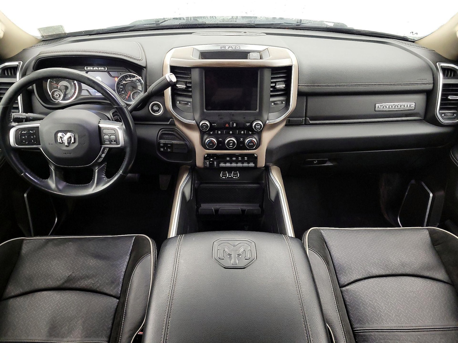 Apple CarPlay® & Android Auto™