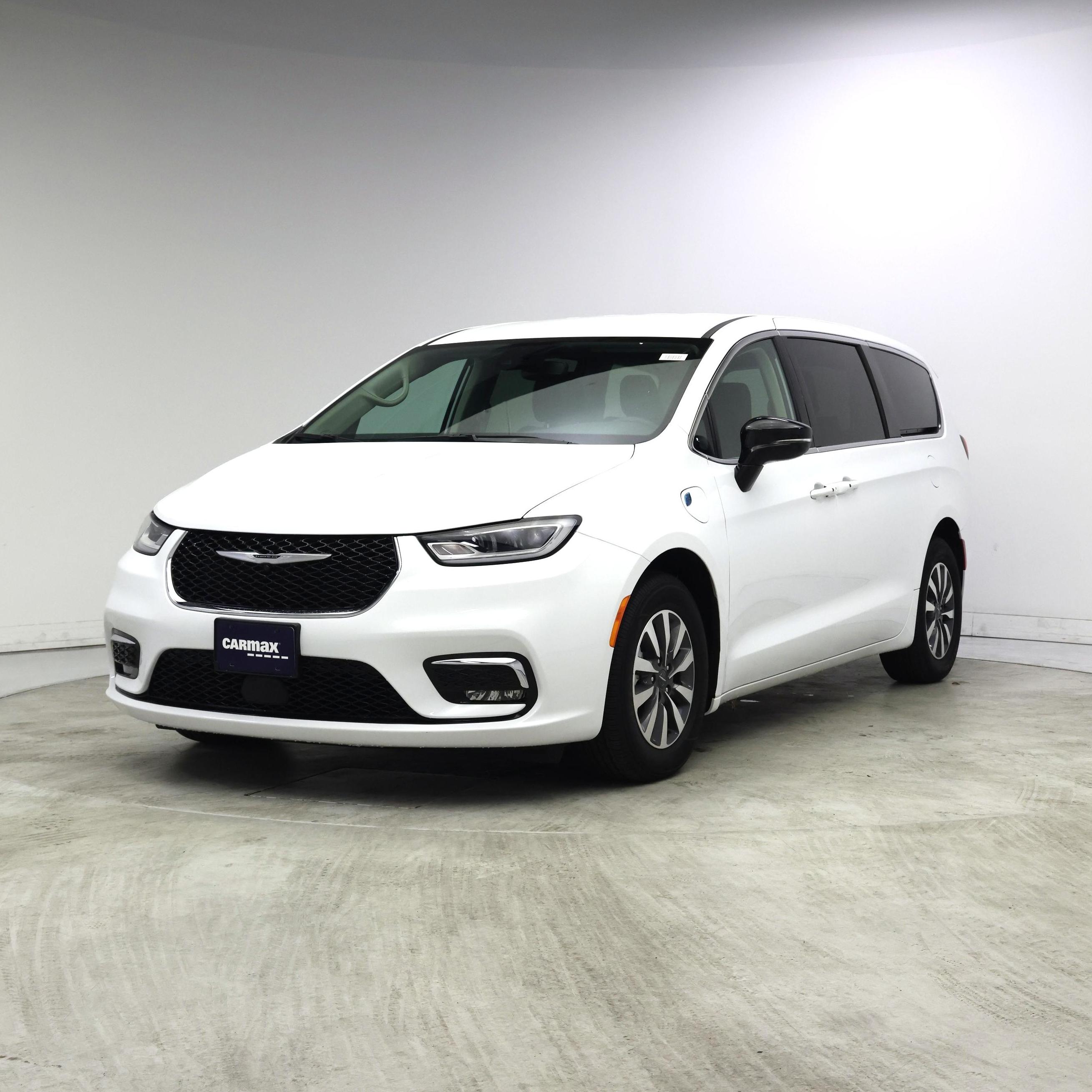 Thumbnail: 2024 Chrysler Pacifica - 4