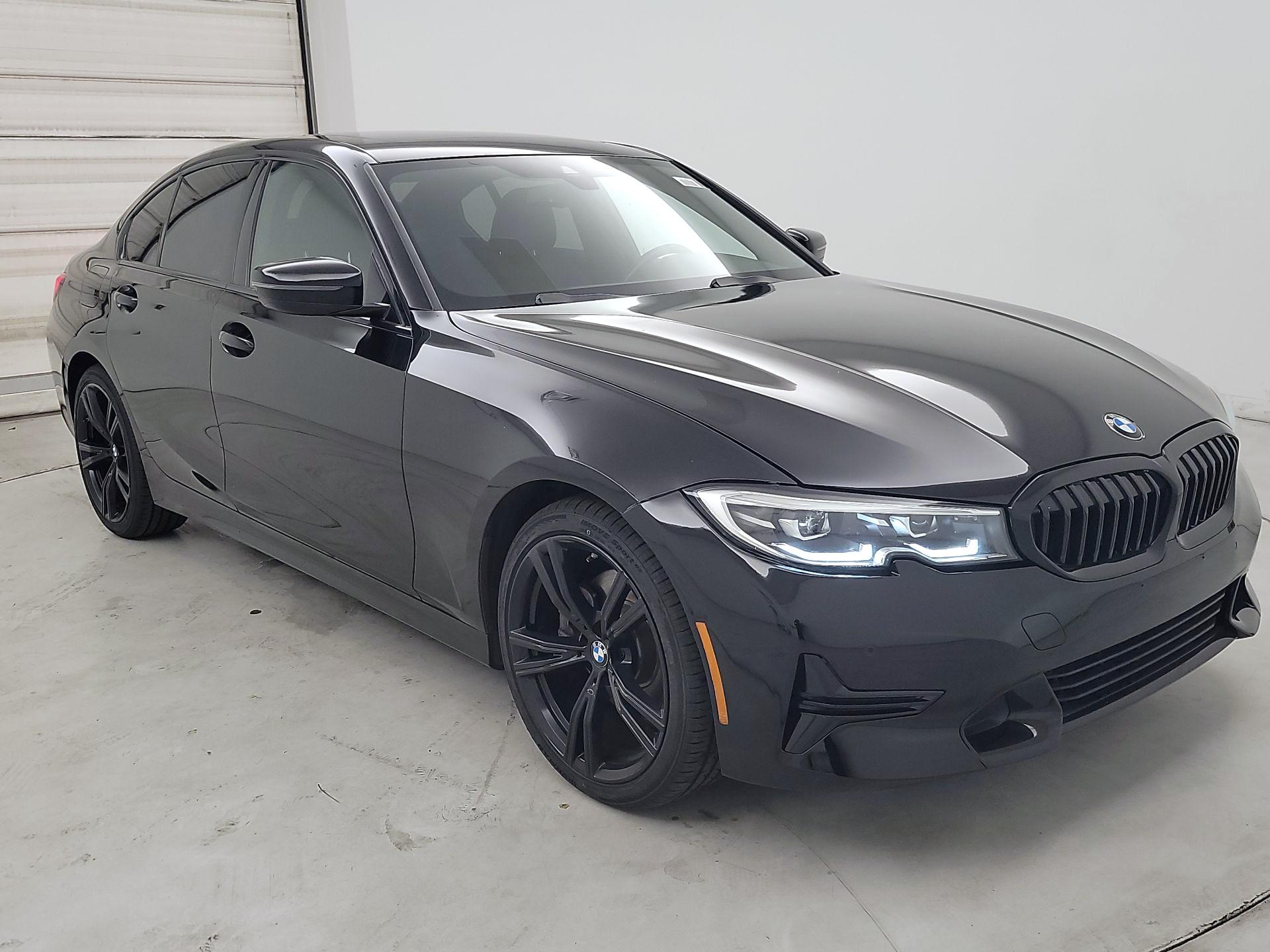 Thumbnail: 2021 BMW 3 Series - 1
