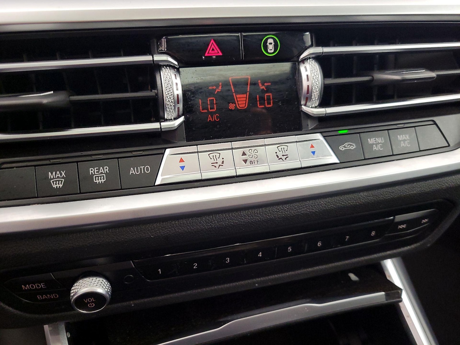 2021 BMW 3 Series 330i - Photo 16