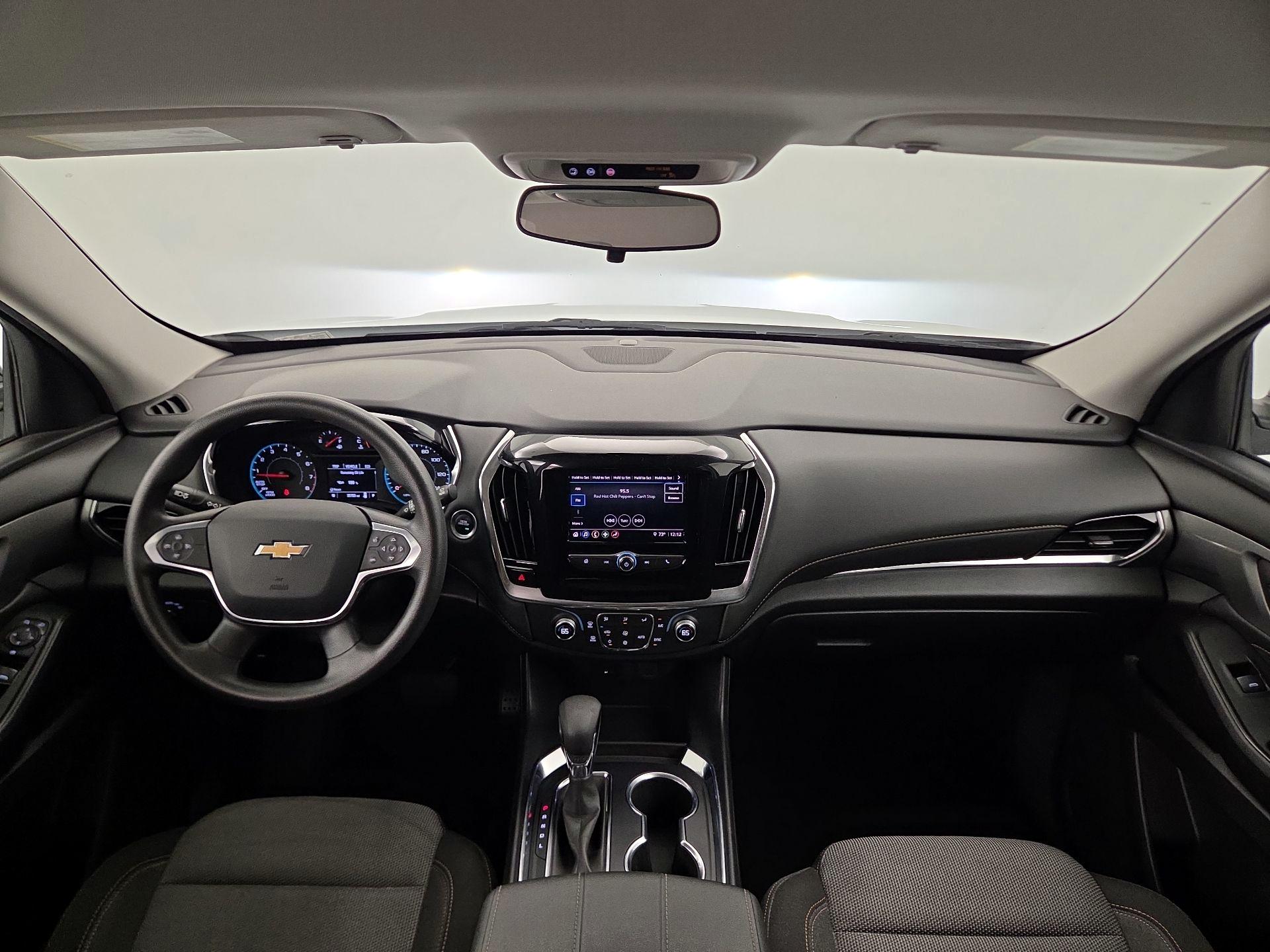 Thumbnail: 2021 Chevrolet Traverse - 9