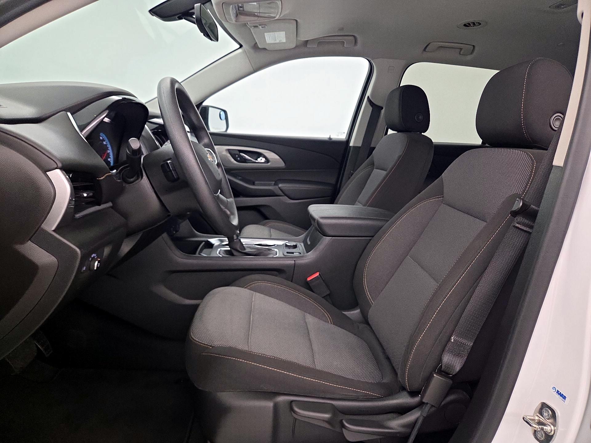Thumbnail: 2021 Chevrolet Traverse - 11