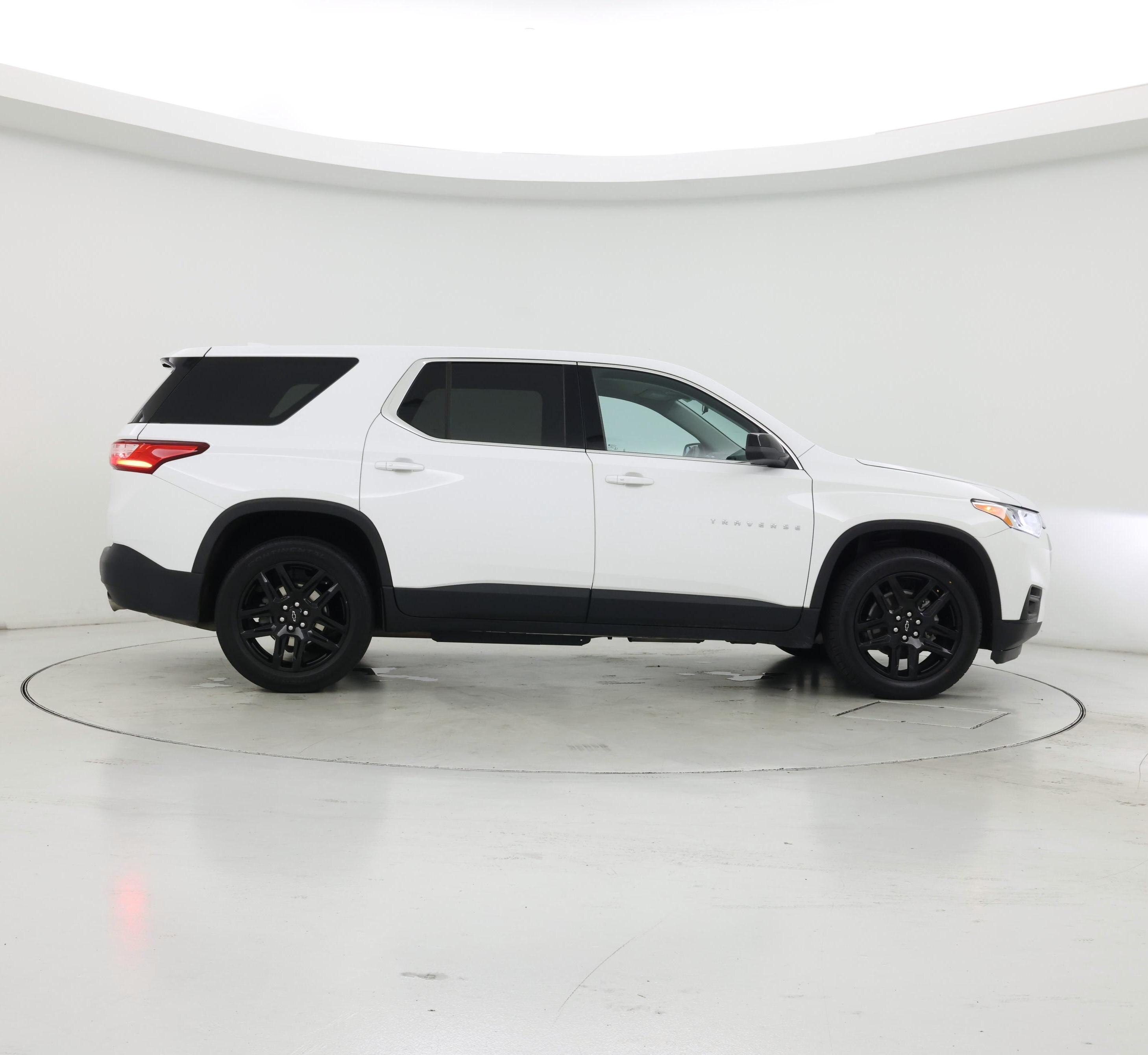 Thumbnail: 2021 Chevrolet Traverse - 7