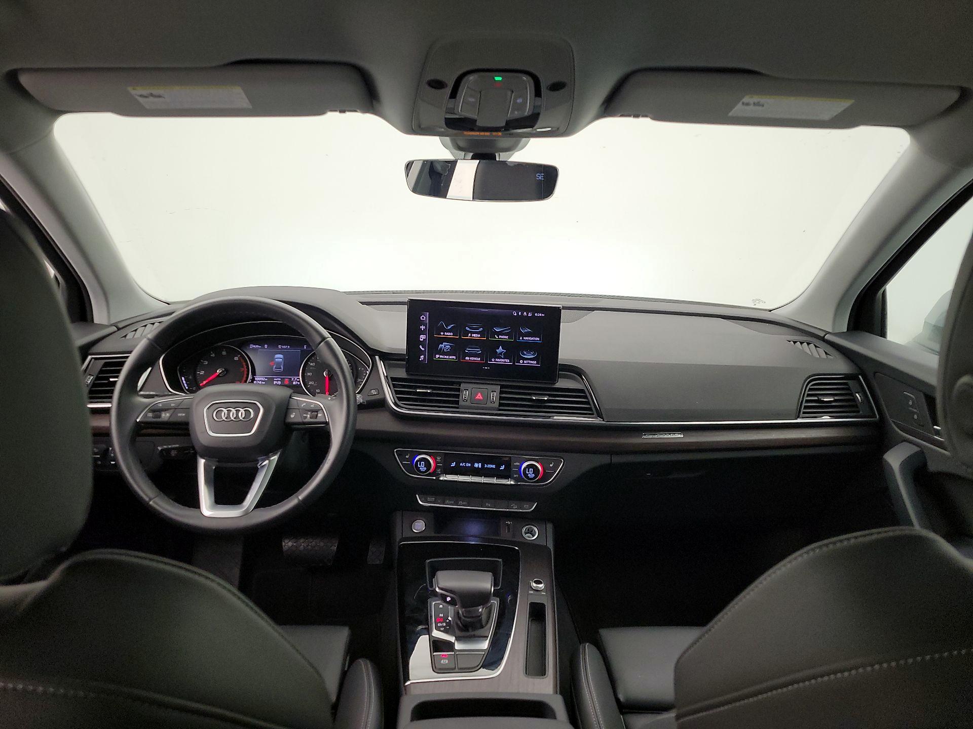 Thumbnail: 2025 Audi Q5 - 9