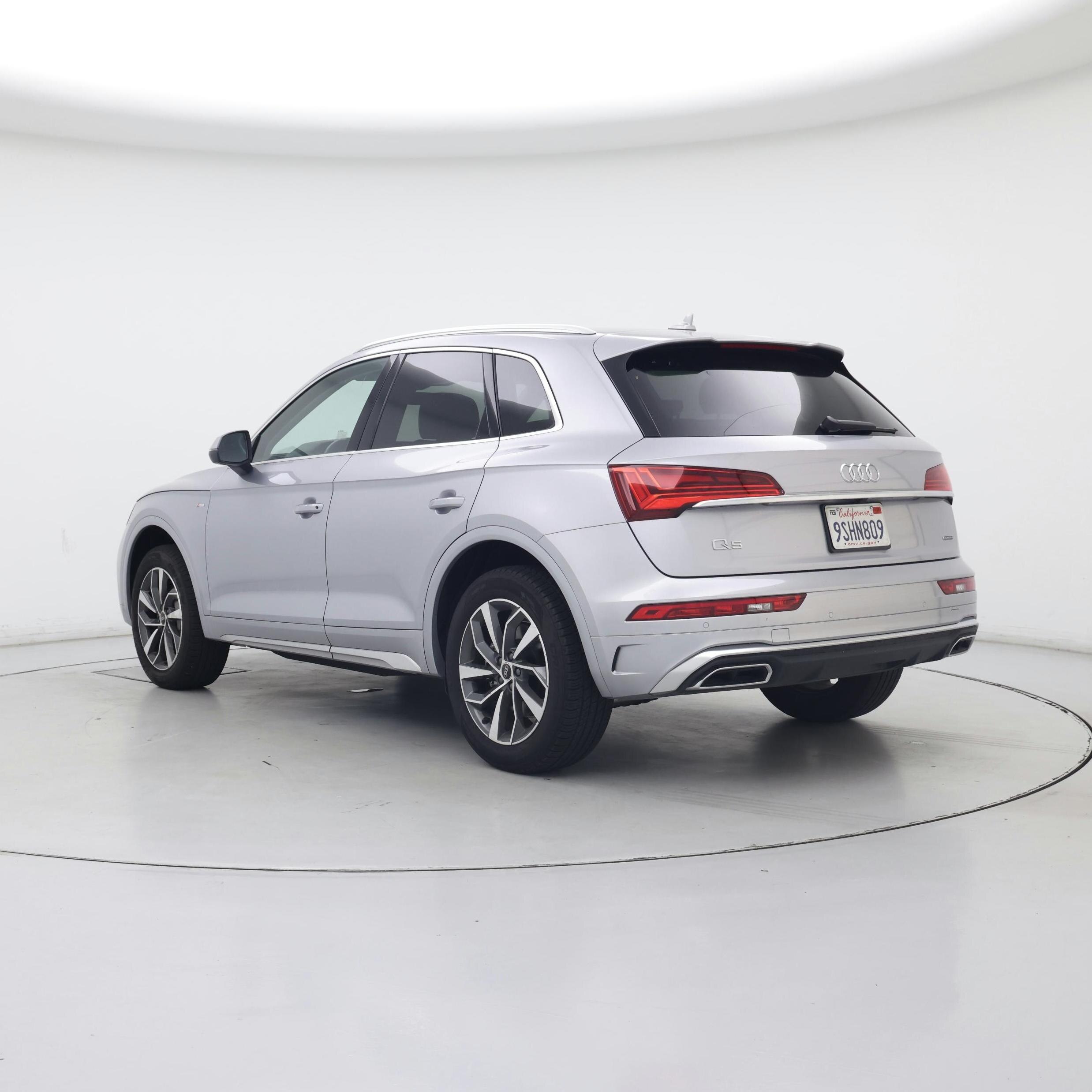 Thumbnail: 2025 Audi Q5 - 2